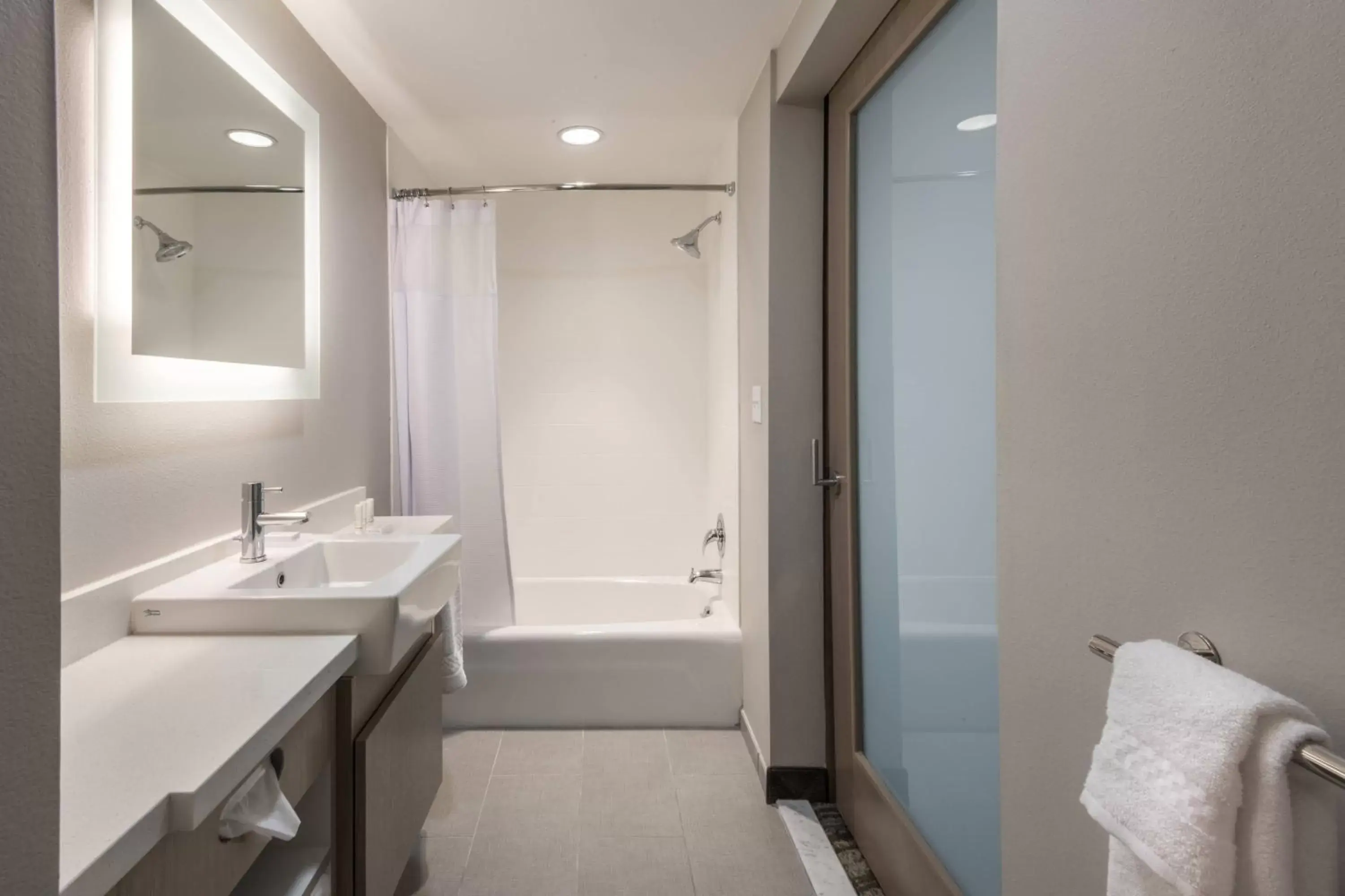 Bathroom in SpringHill Suites by Marriott Dallas Rockwall
