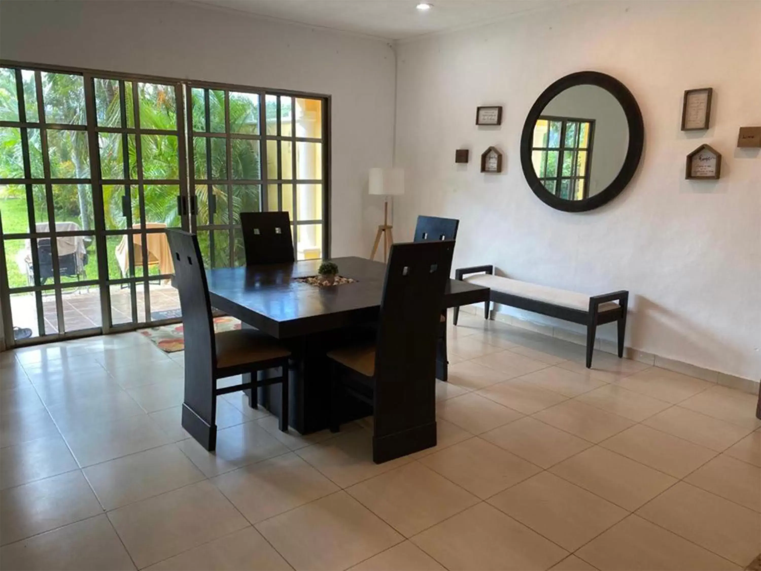 Dining Area in Cancun-Soho