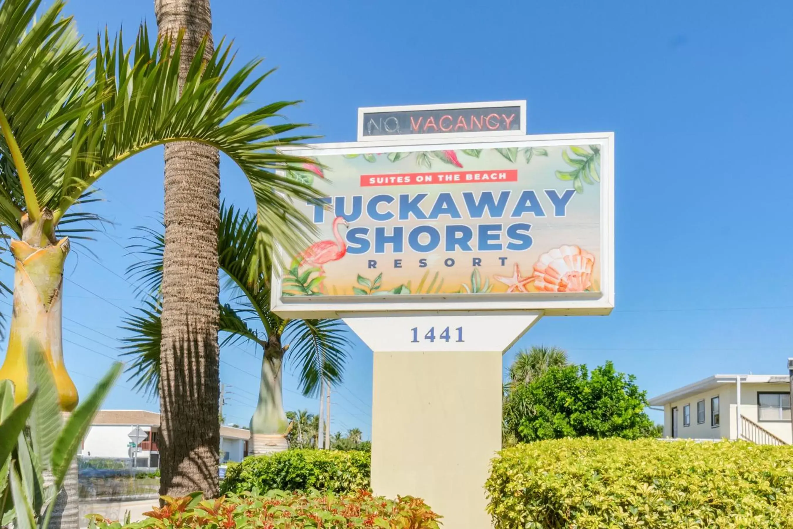 Property building in Tuckaway Shores Resort