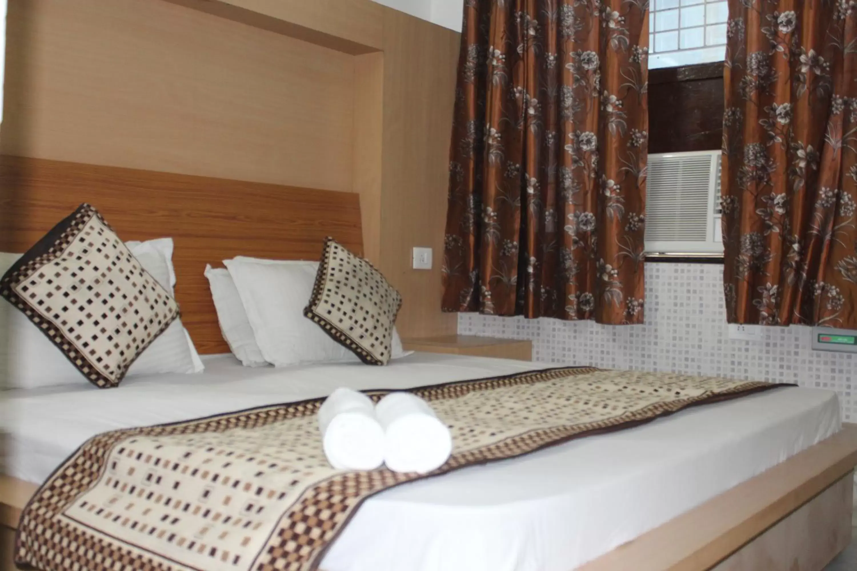 Bed in Trimrooms @ Katra Railway Station Bed in Trimrooms @ Katra Railway Station