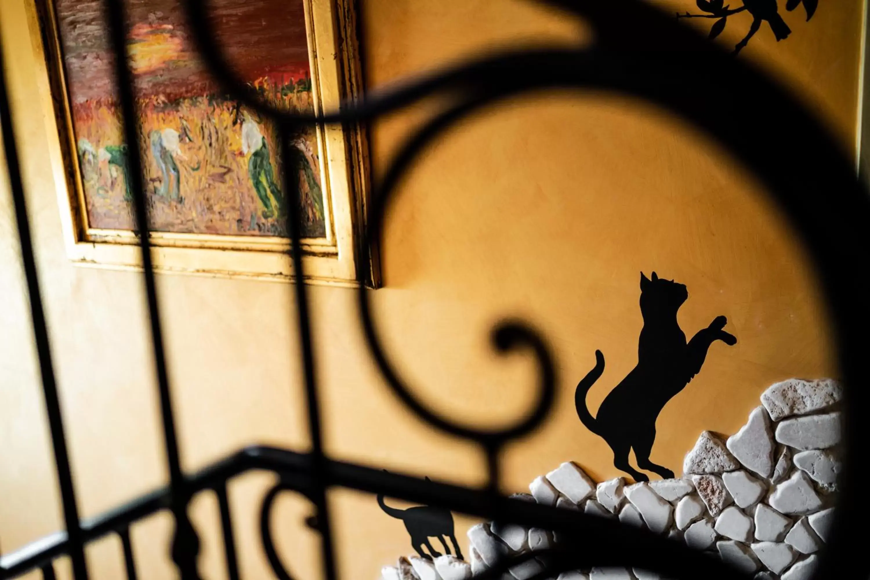 Decorative detail in Villa D'Anzi B&B