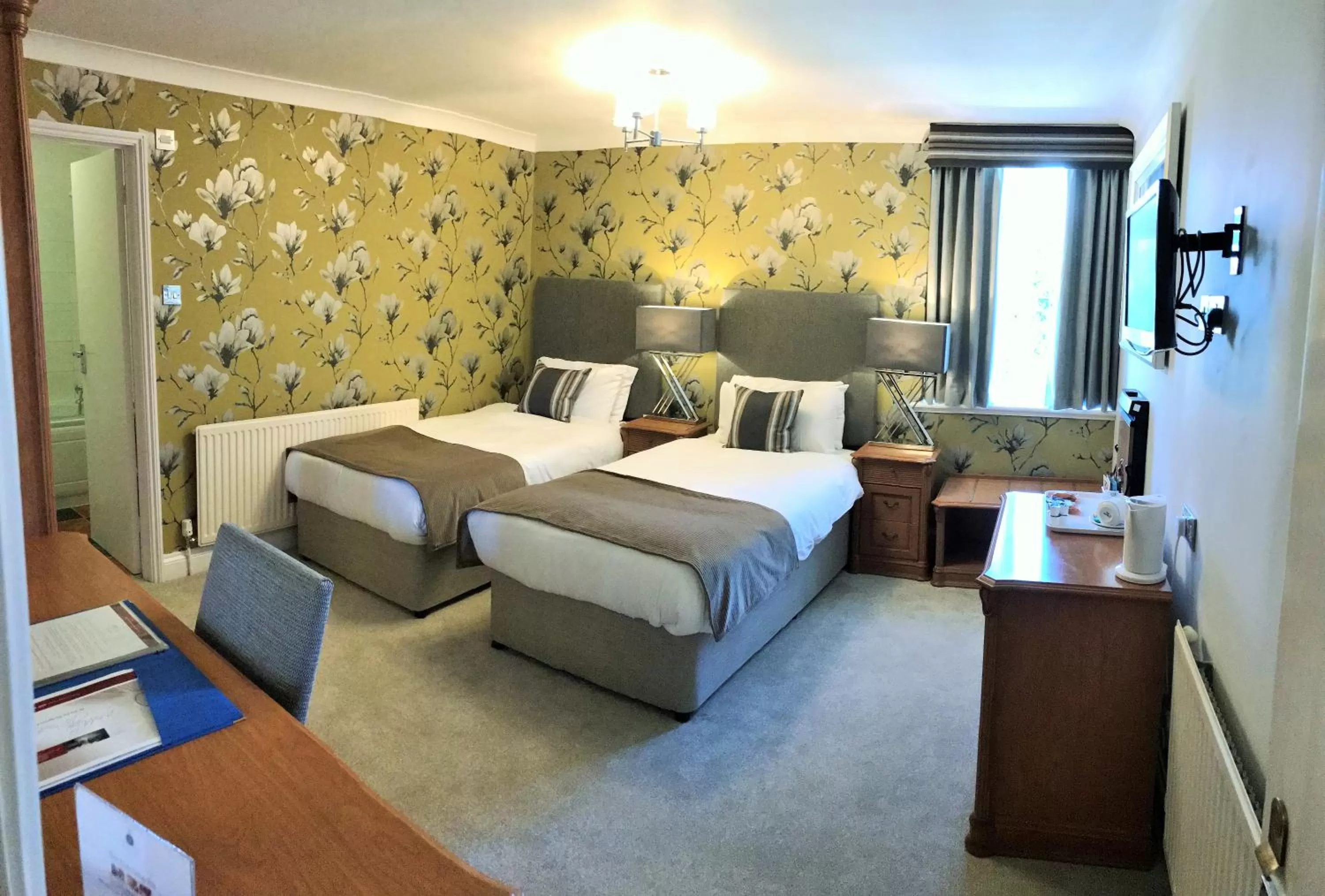 Bedroom in De Rougemont Manor