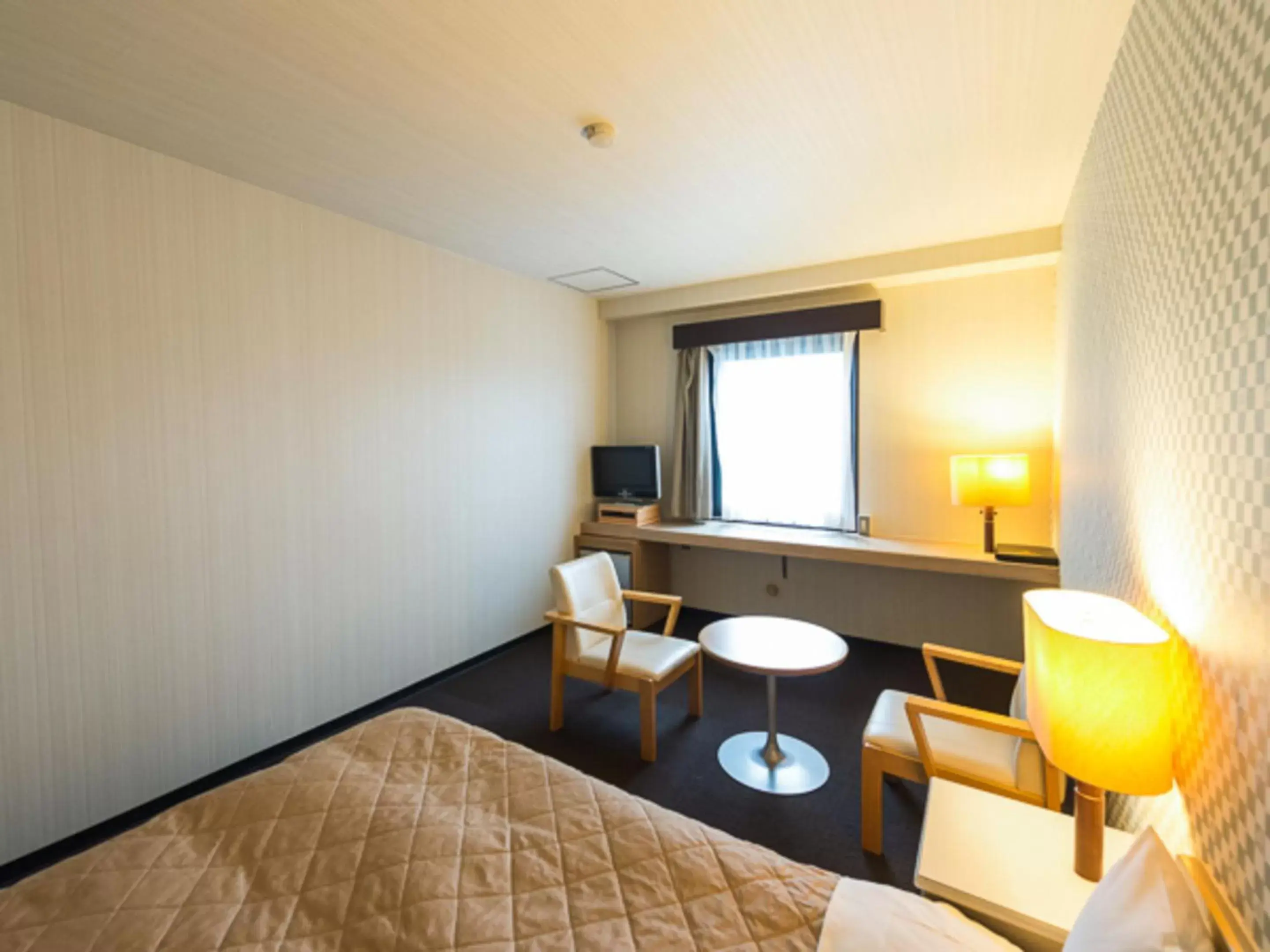 Photo of the whole room, Bed in HOTEL LiVEMAX Kofu