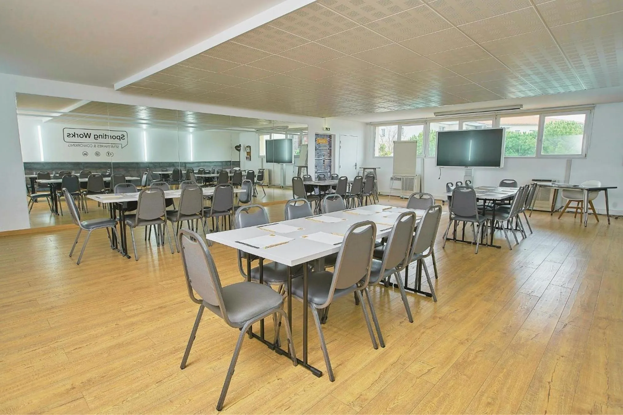 Meeting/conference room in Sporting House Hôtel