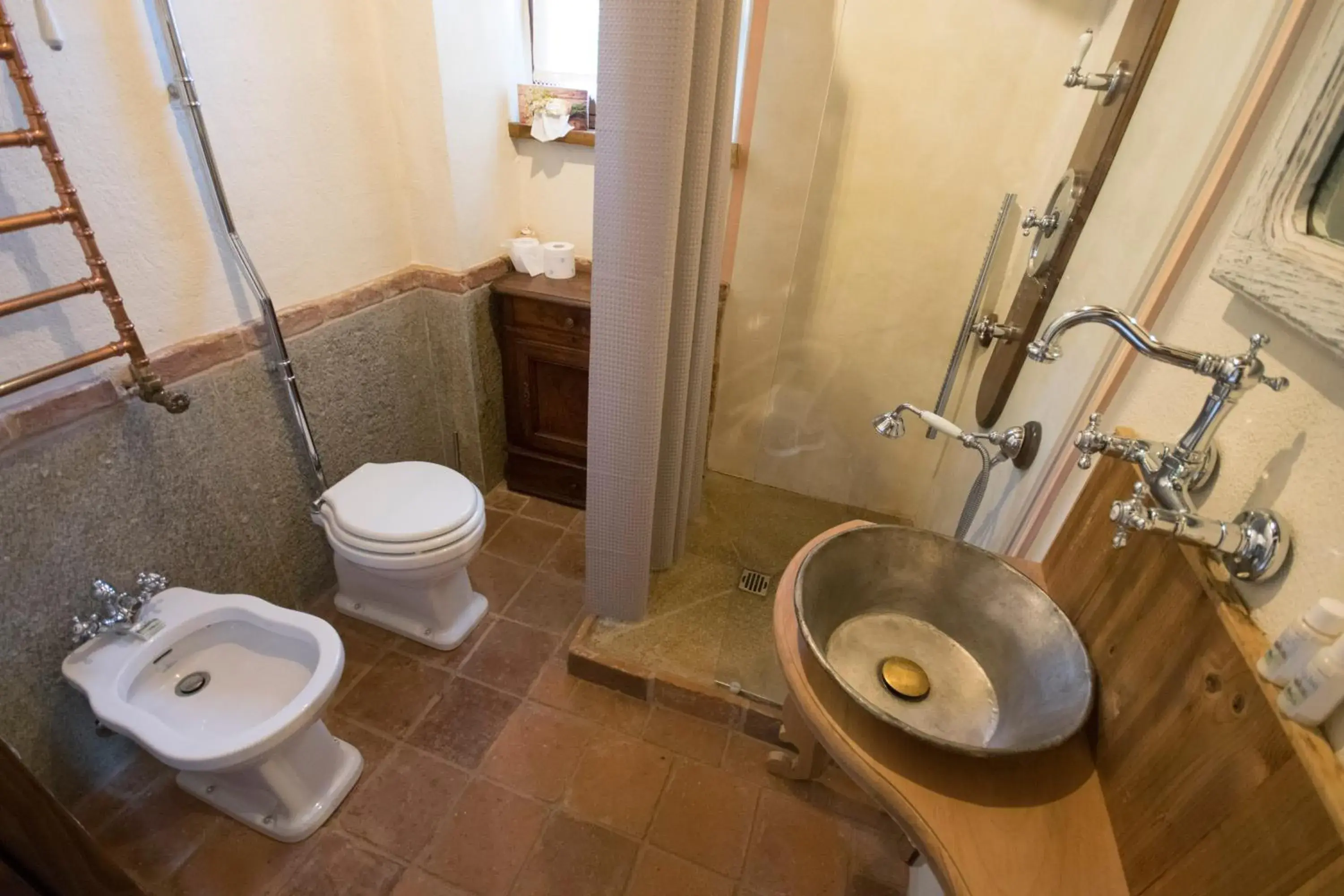 Bathroom in AGRITURISMO IL SOGNO DELLA VITA RESORT