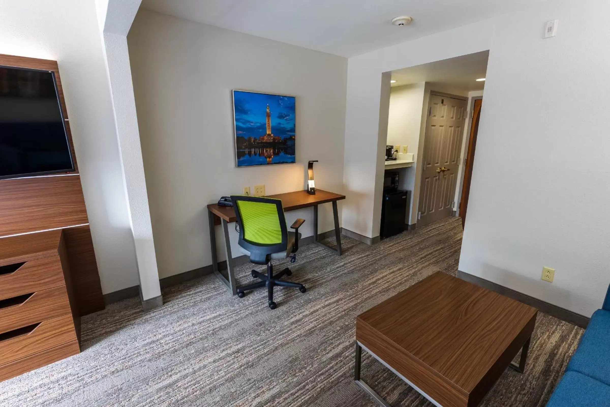 TV and multimedia, Seating Area in Wingate by Wyndham Lafayette Airport