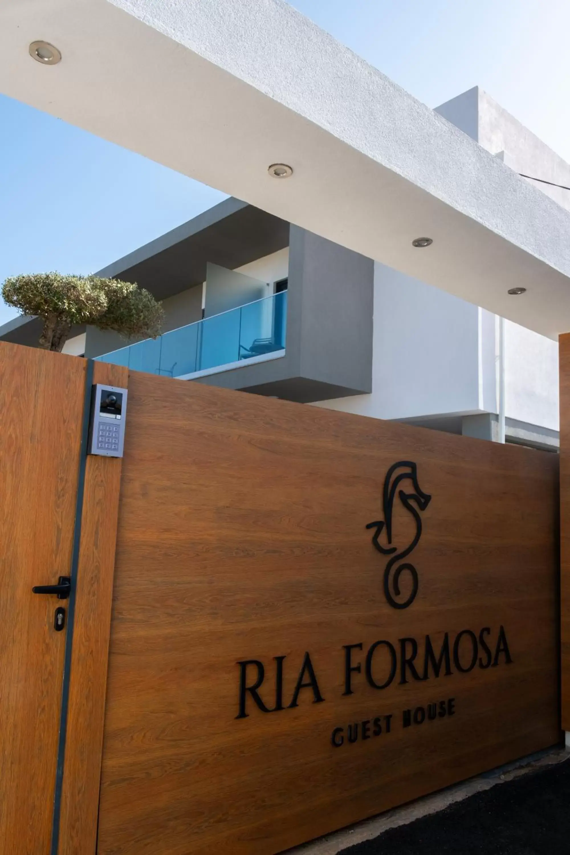 Property Logo/Sign in Ria Formosa Guest House