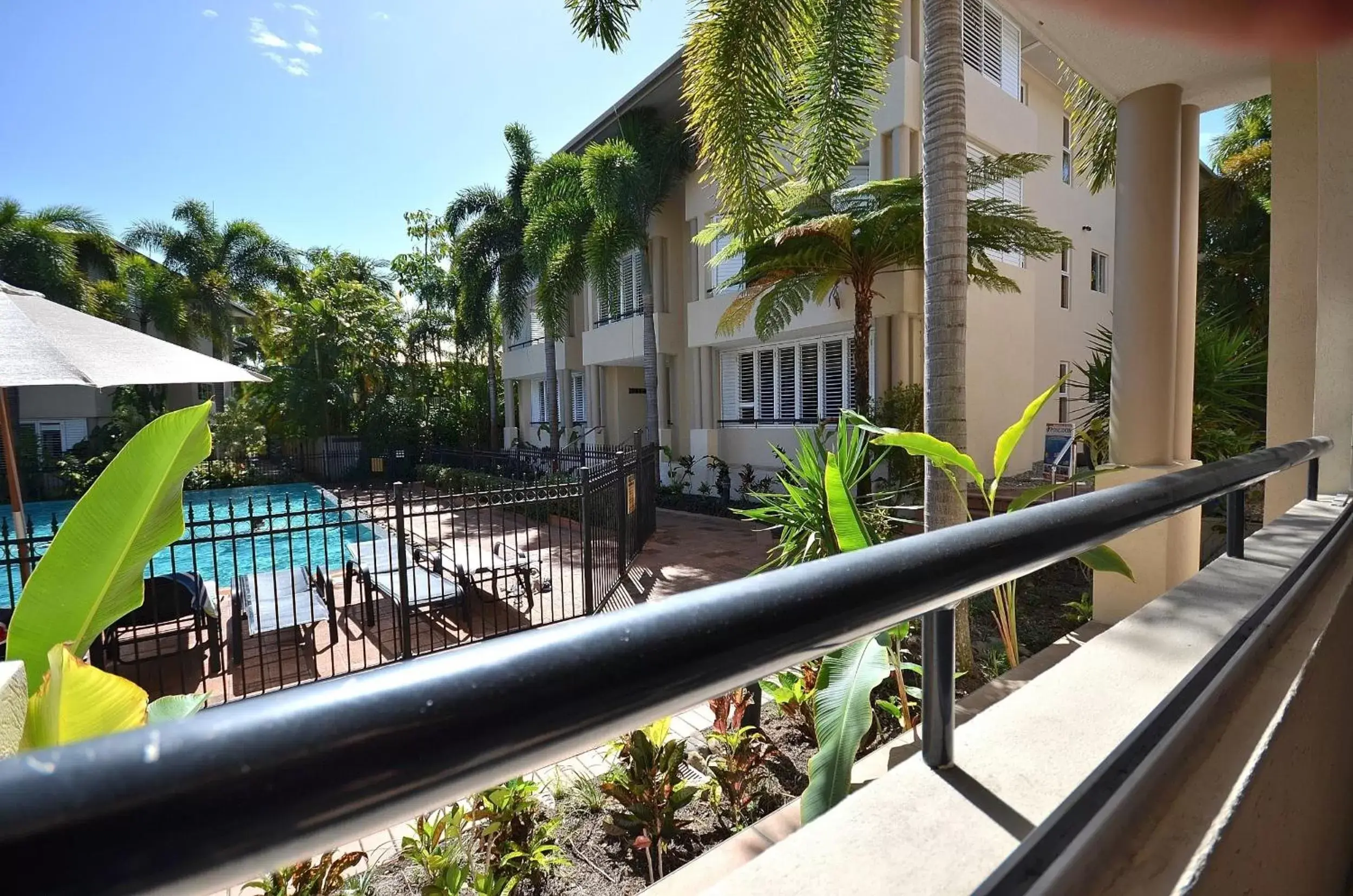 Property building, Pool View in Cayman Villas Port Douglas