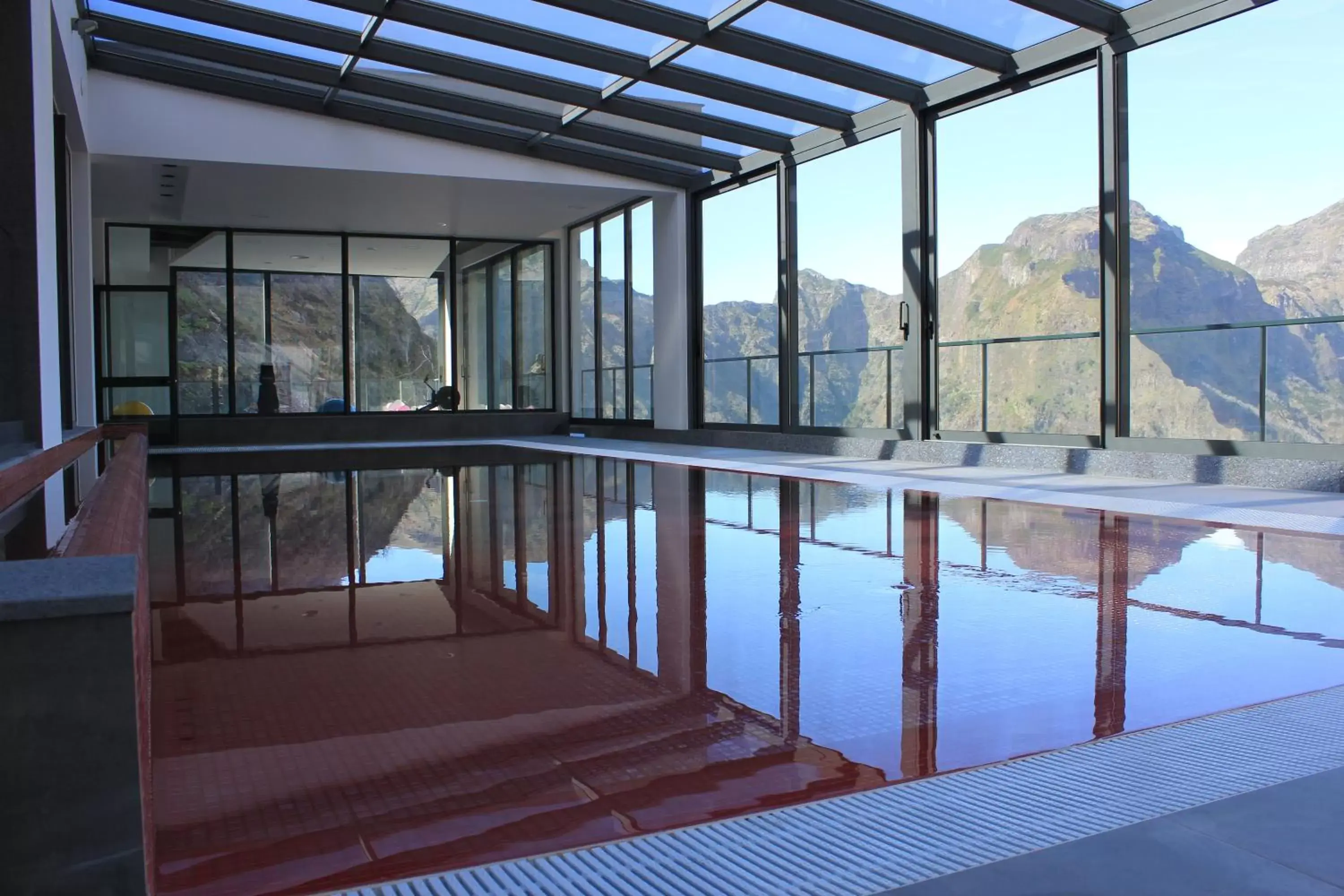 Swimming Pool in Eira do Serrado - Hotel & Spa