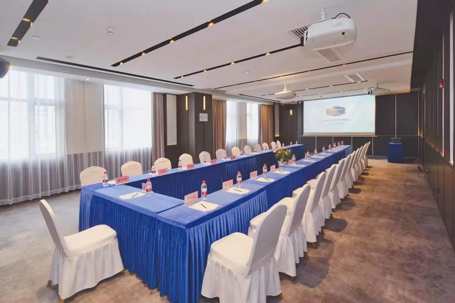 Meeting/conference room in Hampton By Hilton Shenzhen North Station