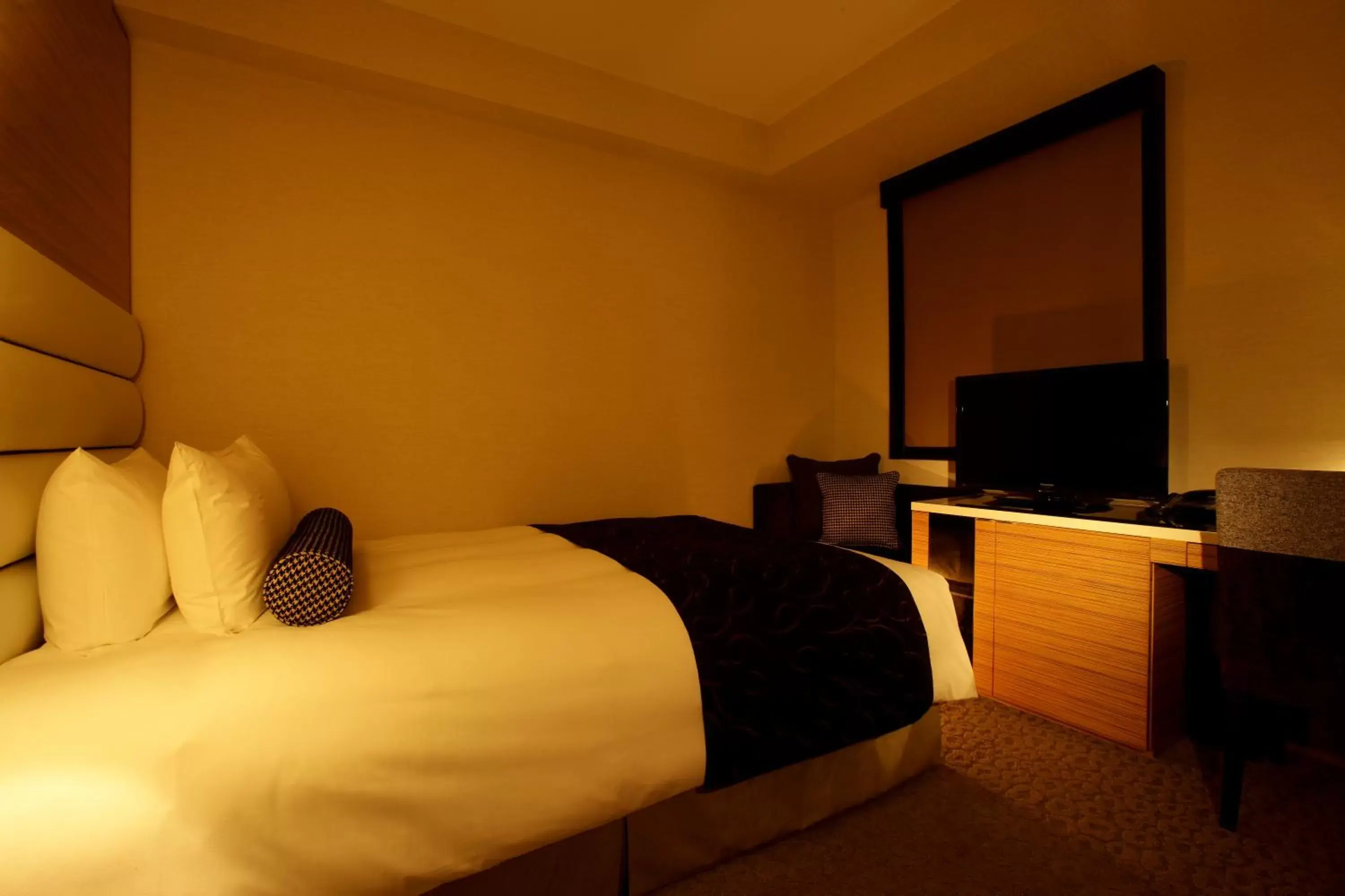 Photo of the whole room, Bed in Hotel Trusty Osaka Abeno