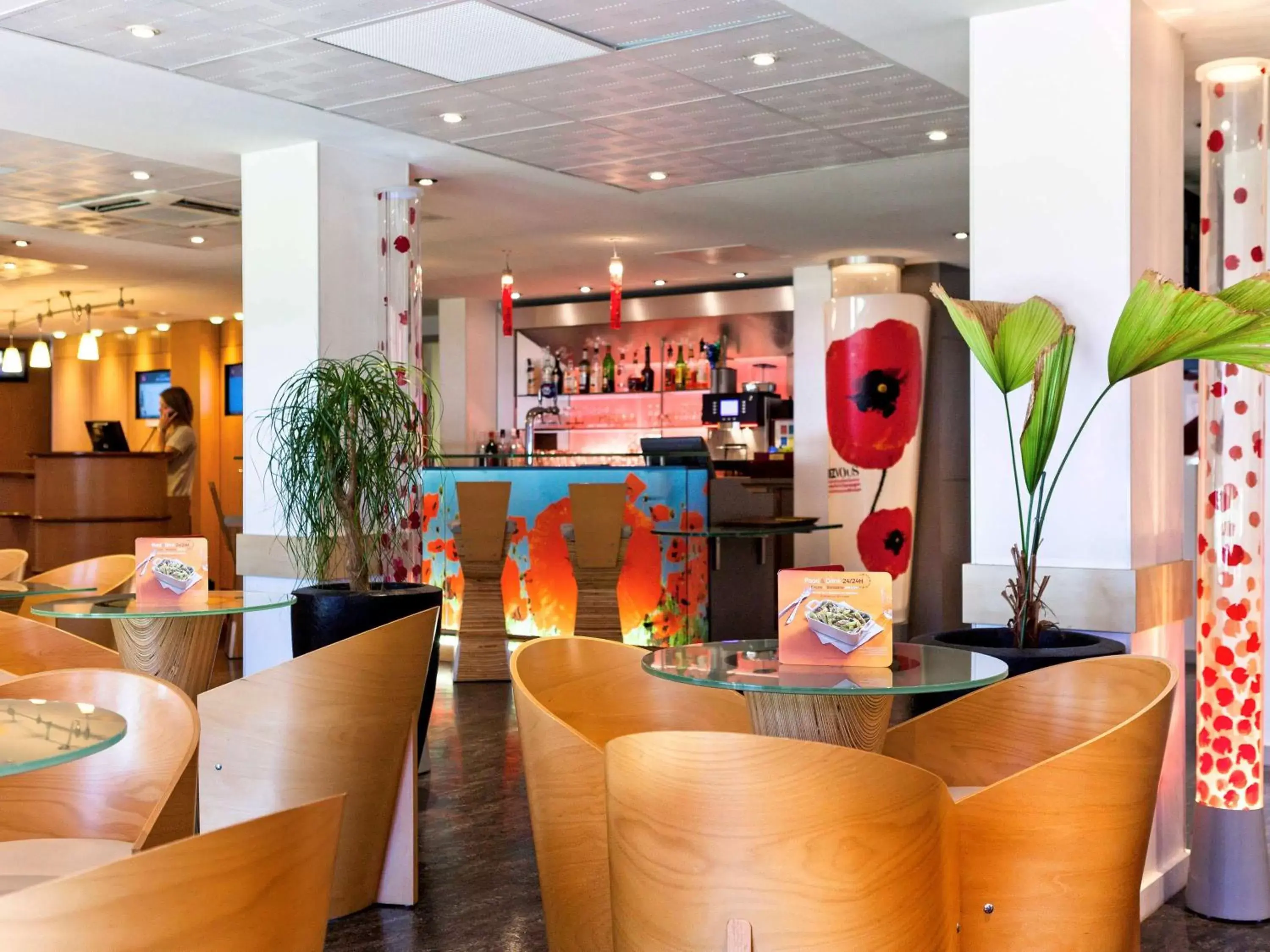 Lounge or bar in ibis Lyon Est Bron Lounge or bar in ibis Lyon Est Bron