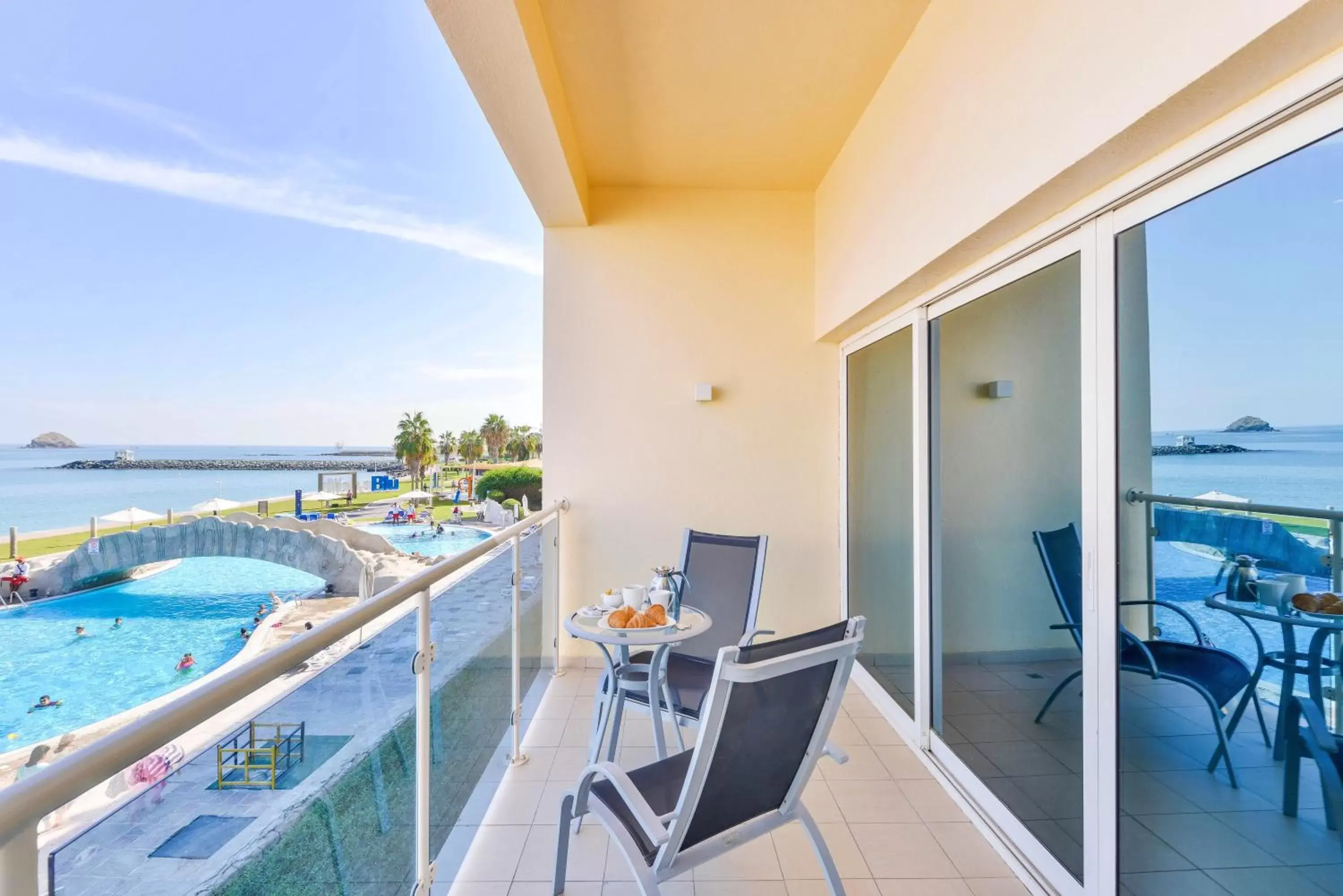 Balcony/Terrace in Radisson Blu Resort, Fujairah