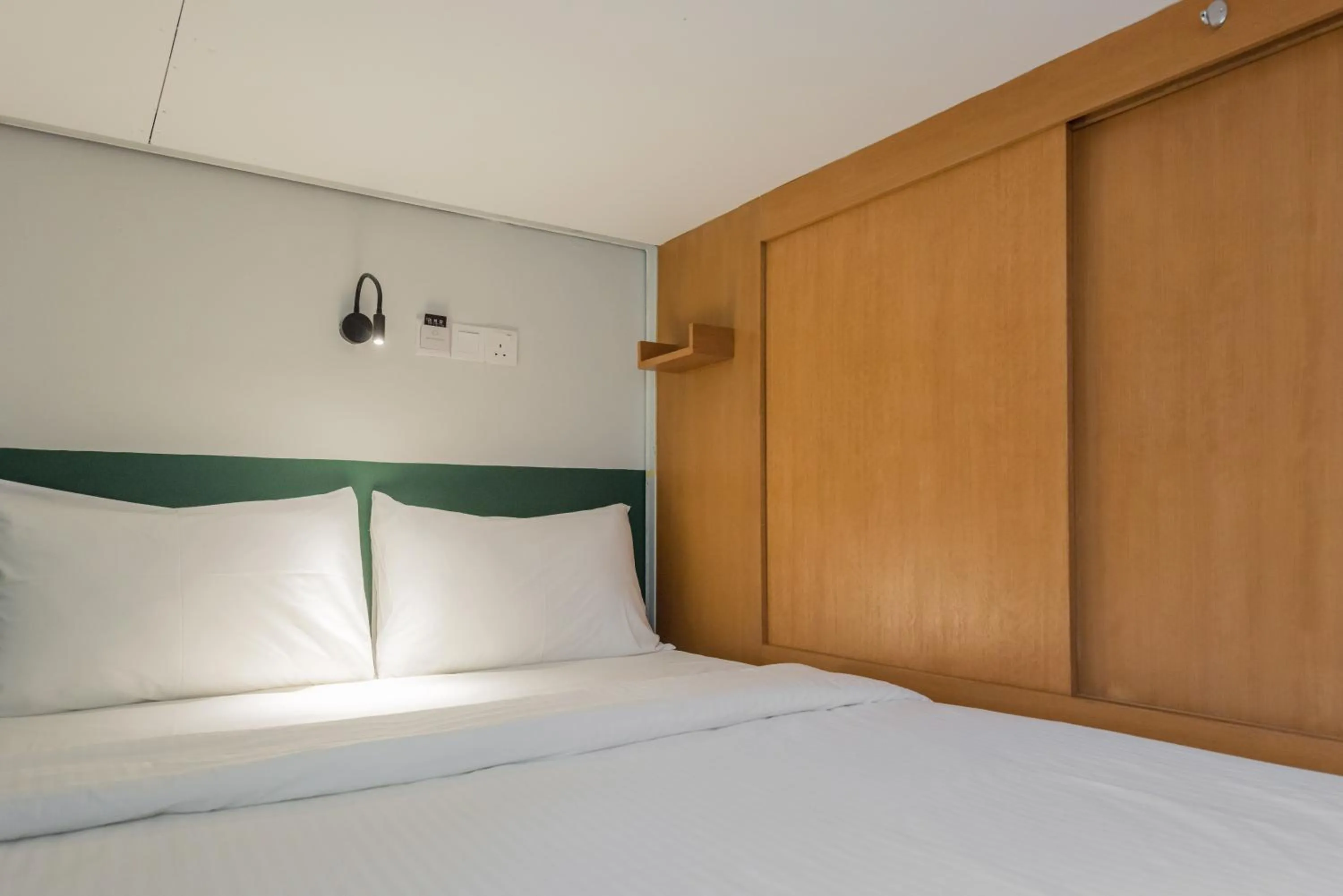 bunk bed in Bunk & Bilik Hotel Jalan Ipoh