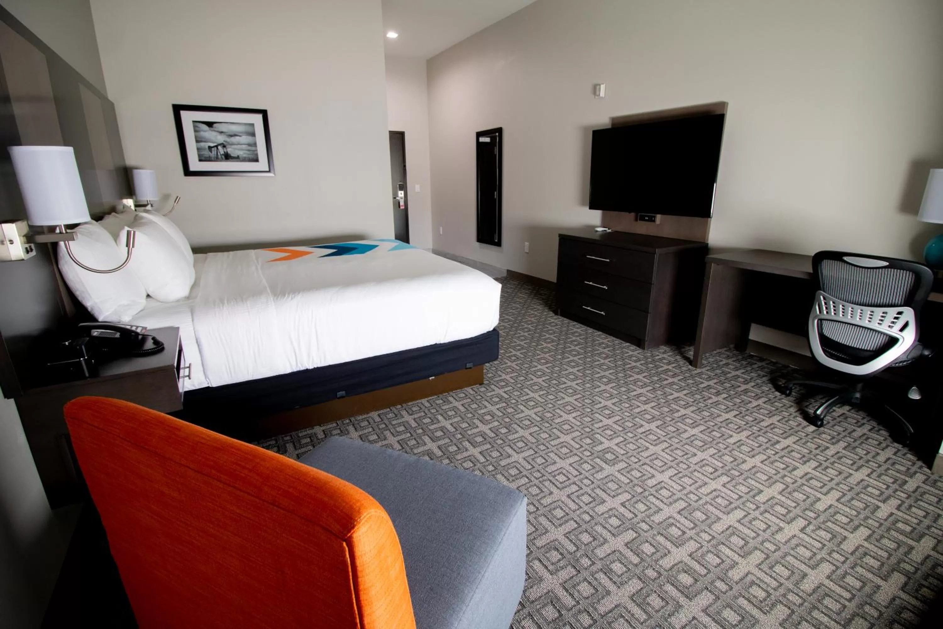 Photo of the whole room, Bed in HOTEL PRYOR