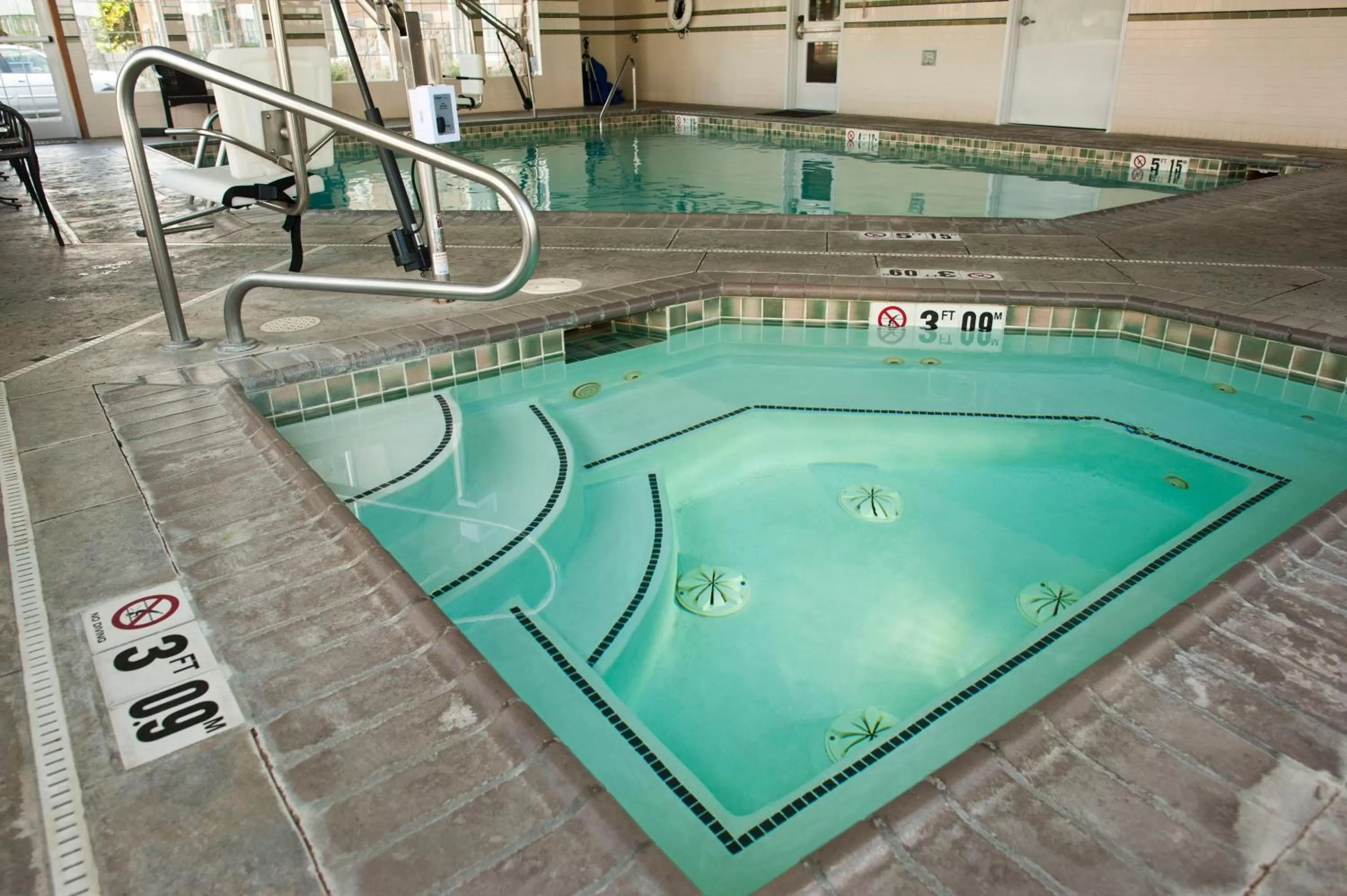 Swimming pool in Holiday Inn Express Walla Walla by IHG
