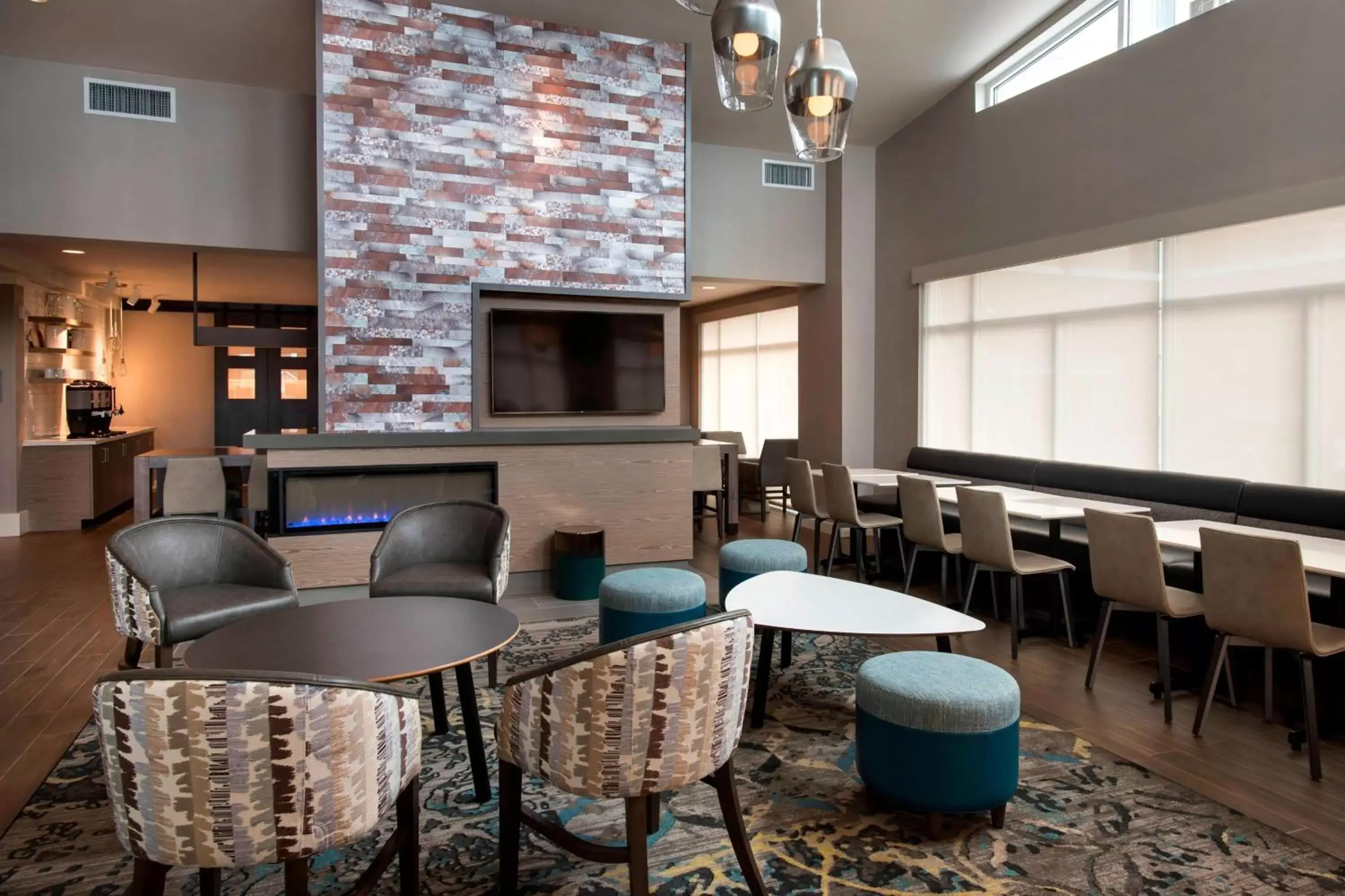 Lobby or reception, Lounge/Bar in Residence Inn by Marriott Lancaster