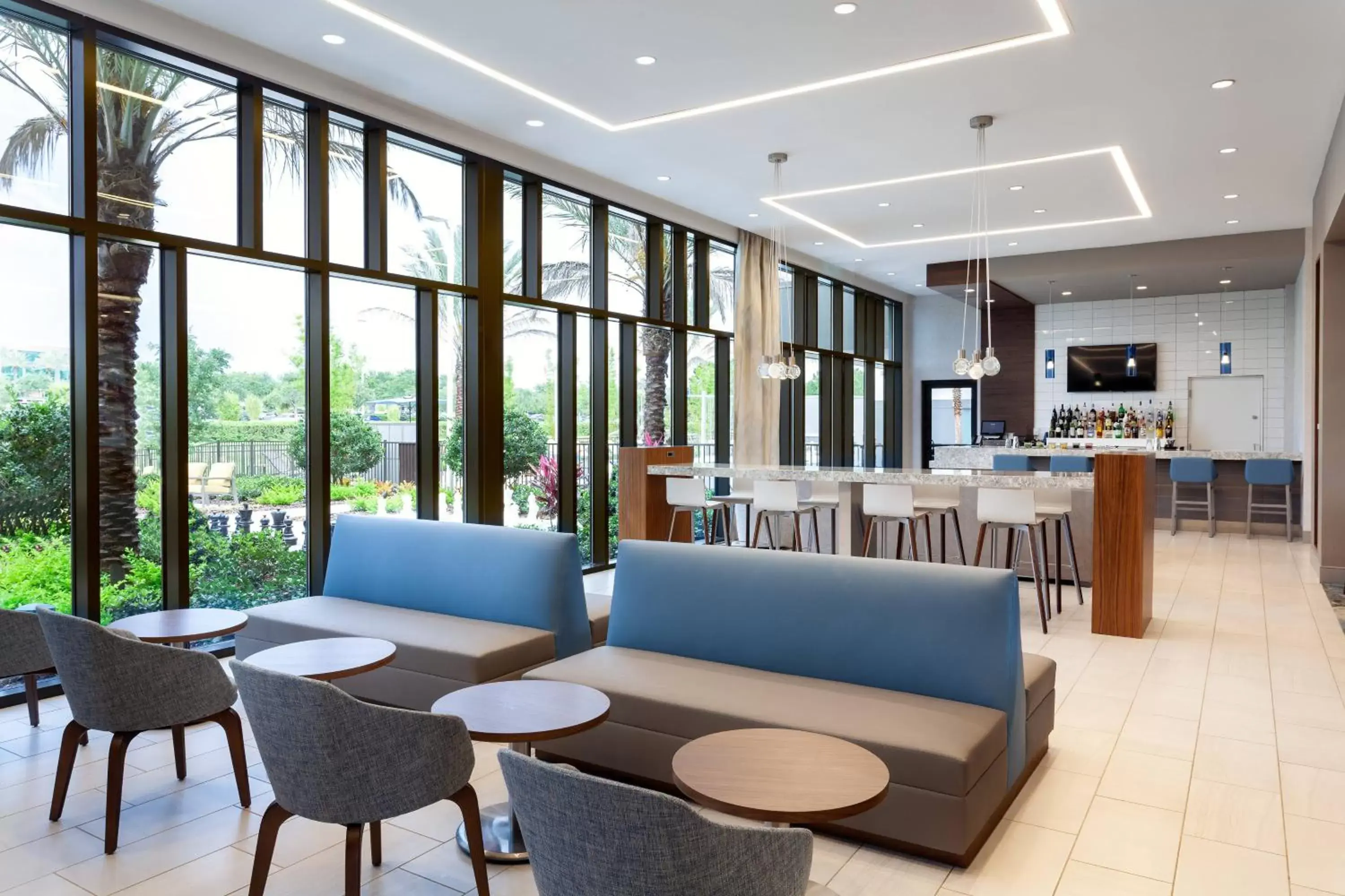 Lobby or reception, Lounge/Bar in SpringHill Suites by Marriott Orlando at Millenia