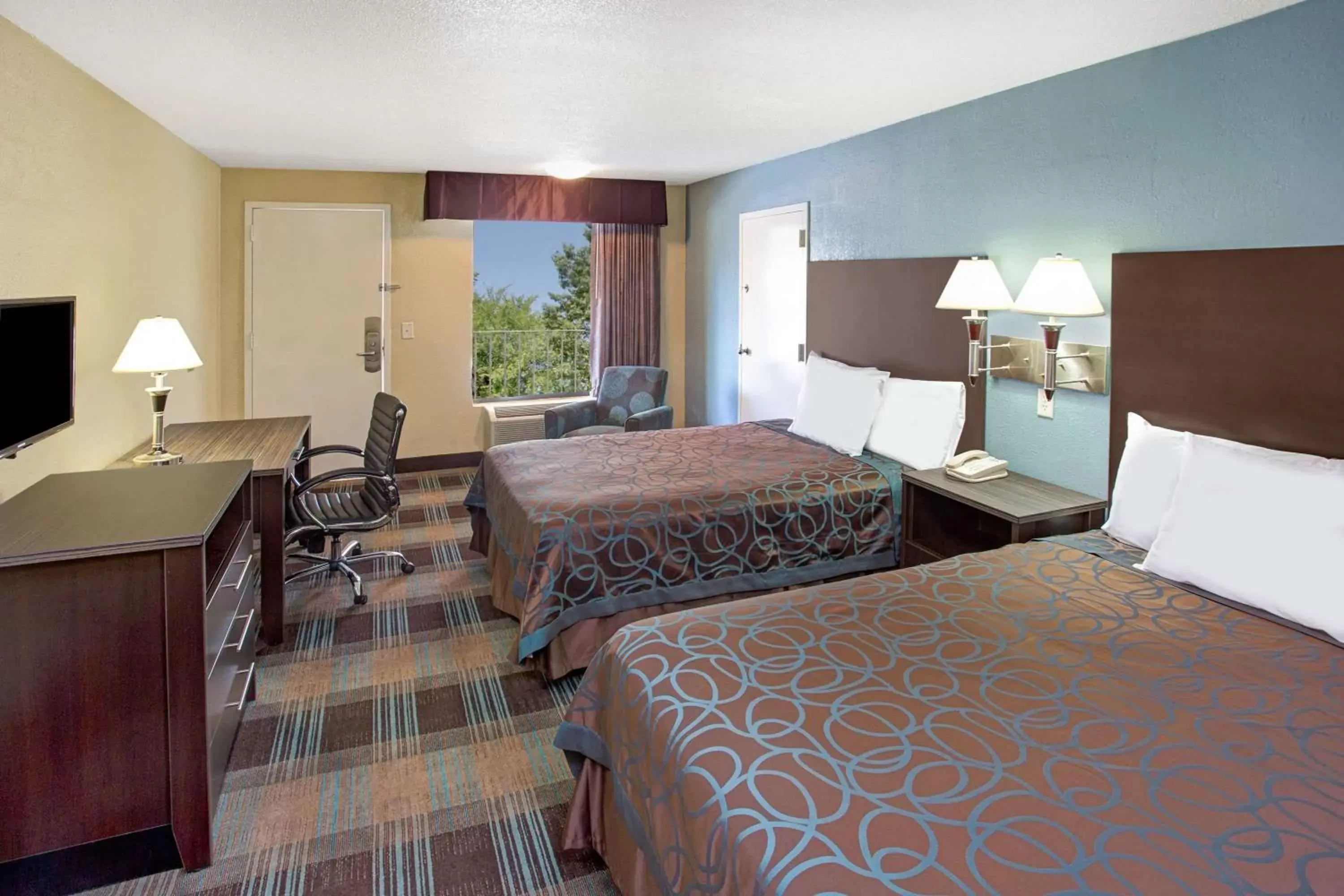 Photo of the whole room, Bed in Days Inn by Wyndham Ladson Summerville Charleston