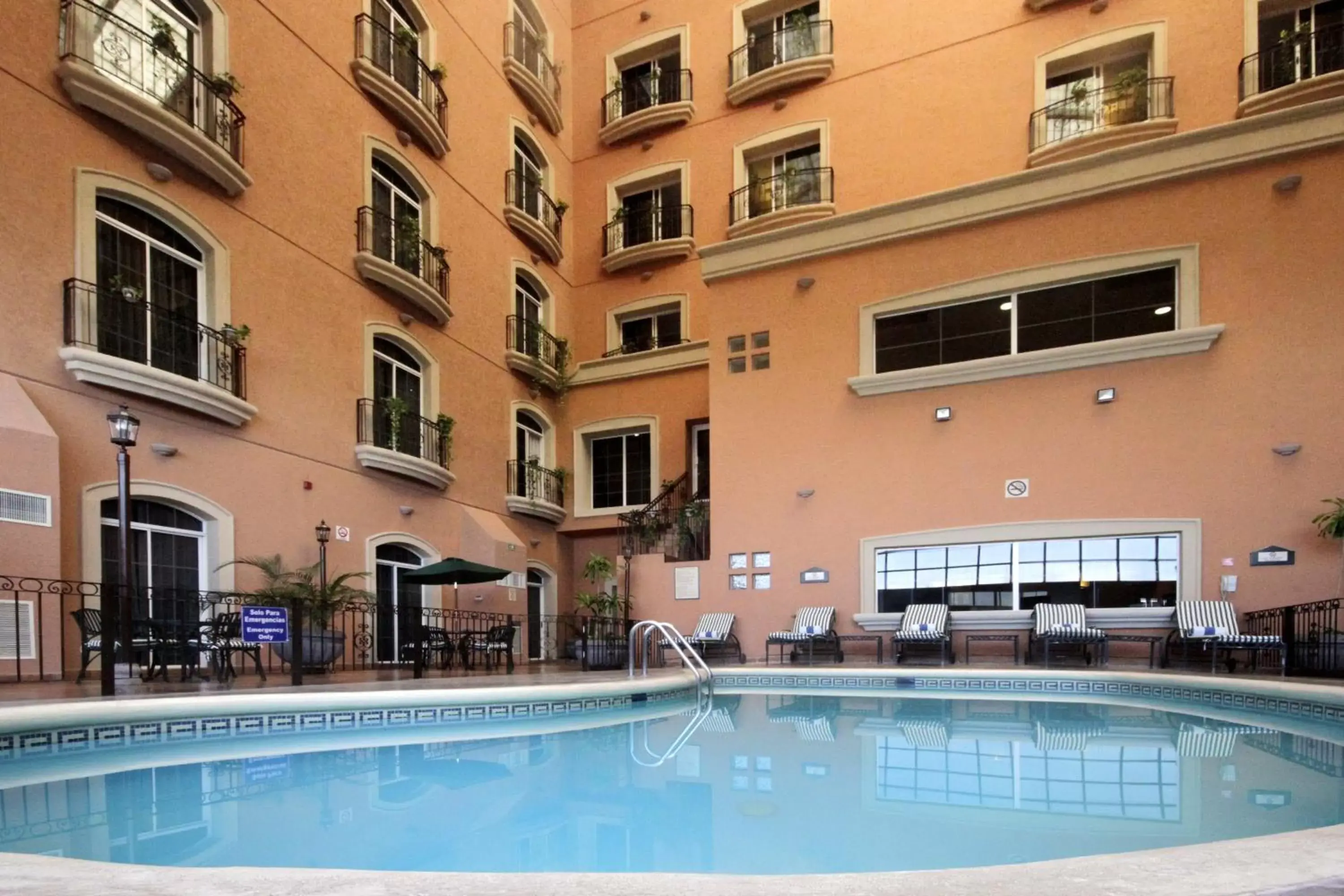 Swimming Pool in Holiday Inn Express Guanajuato, an IHG Hotel