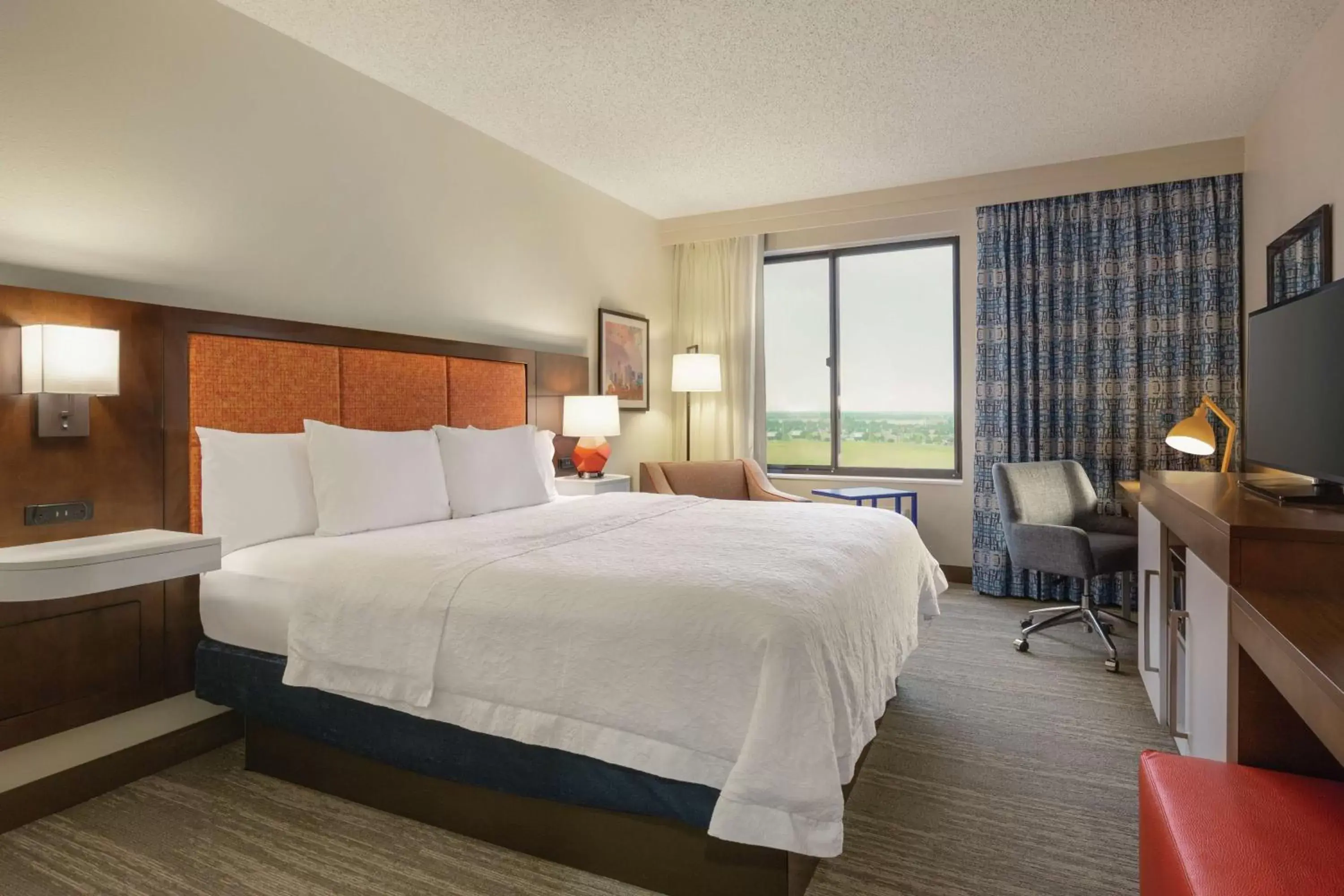 Bedroom, Bed in Hampton Inn & Suites Dallas-Mesquite