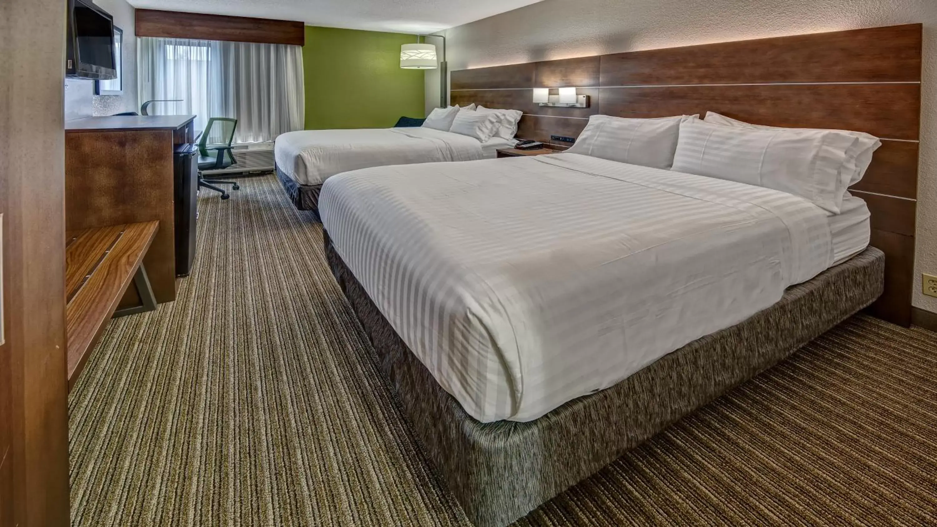 Photo of the whole room, Bed in Holiday Inn Express Memphis Medical Center - Midtown, an IHG Hotel