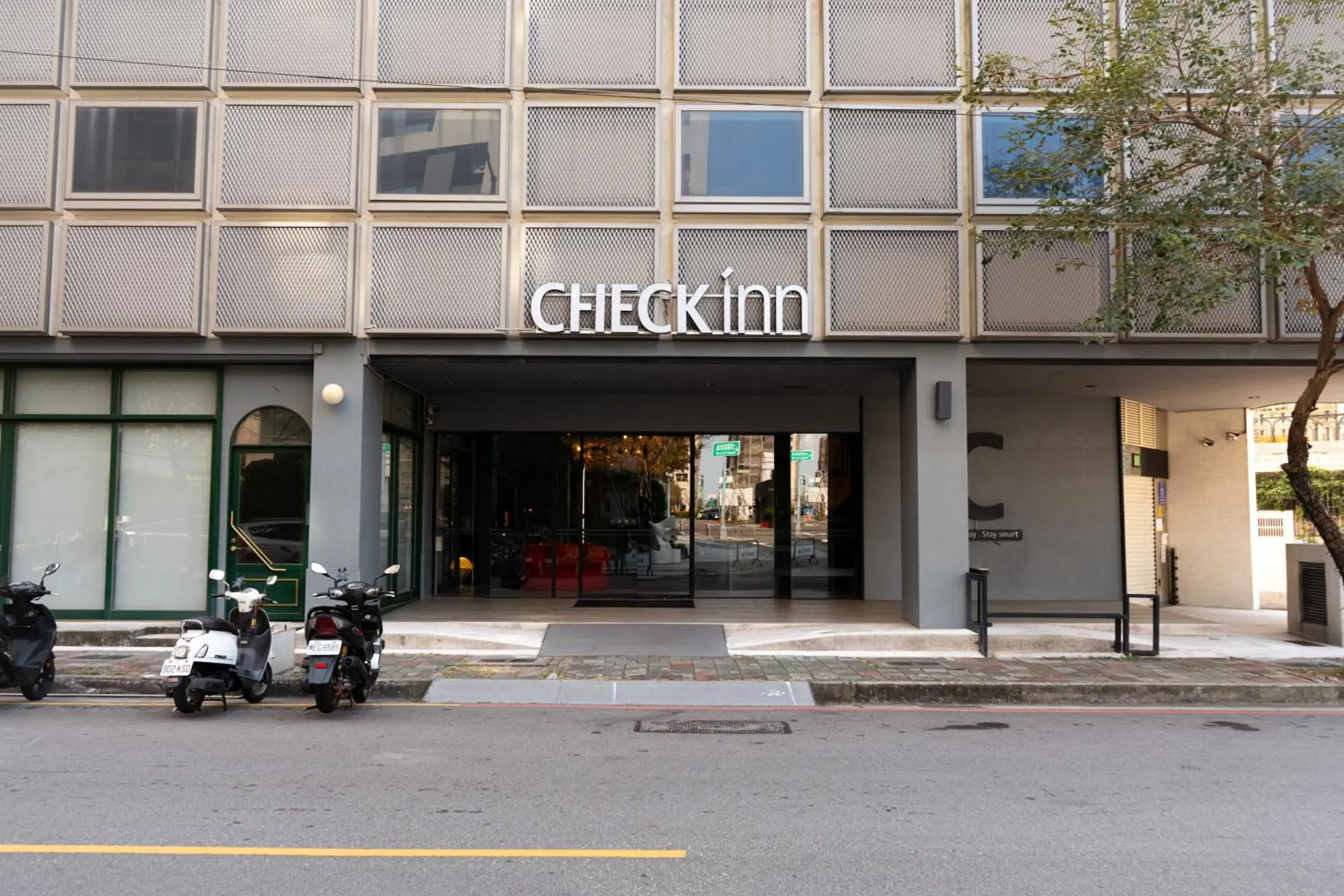 Property Building in CHECK inn Taichung LiMing