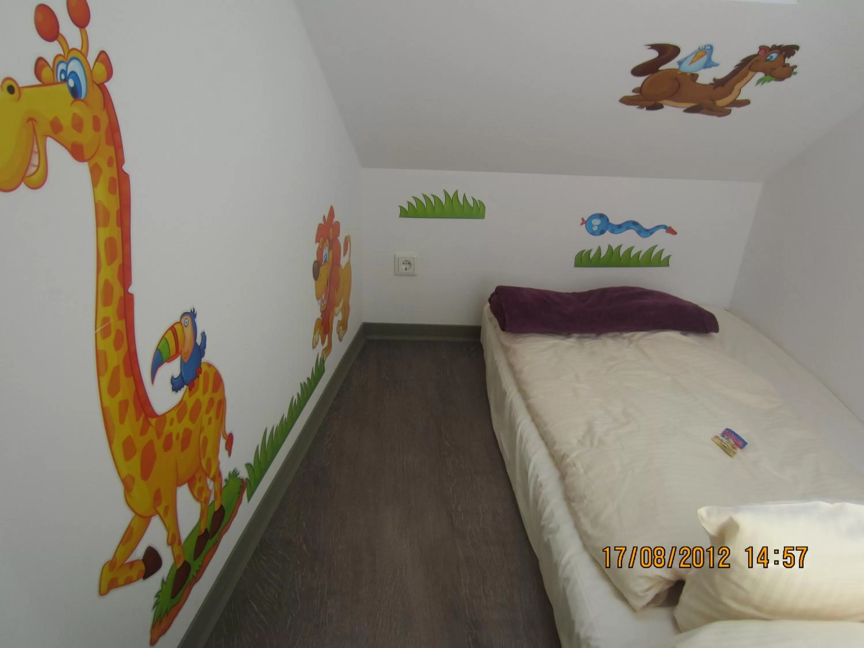 Photo of the whole room, Bed in Hotel DAH-Inn