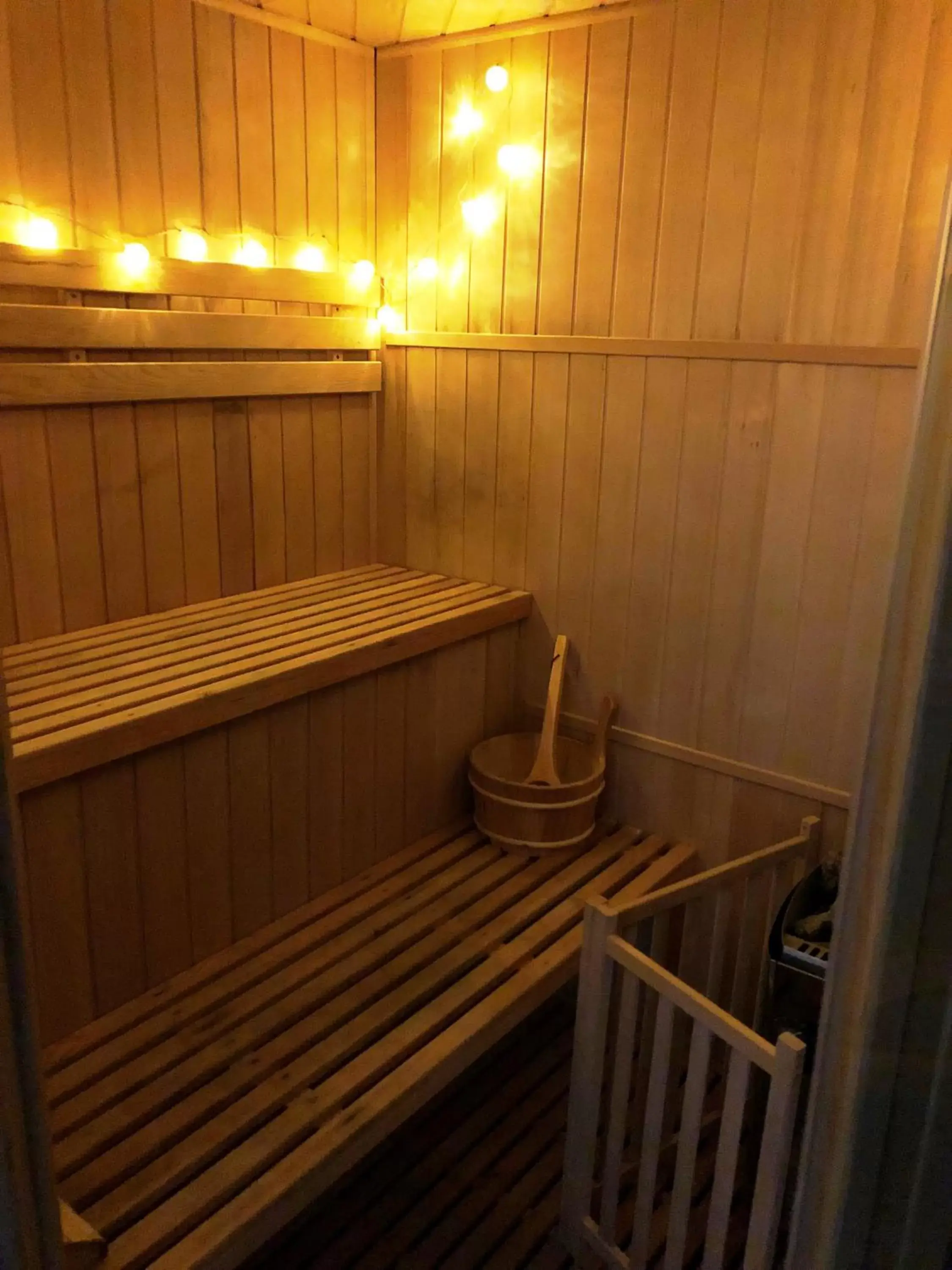 Sauna, Spa/Wellness in Chambres d'Hôte Dijon Clair de Lune