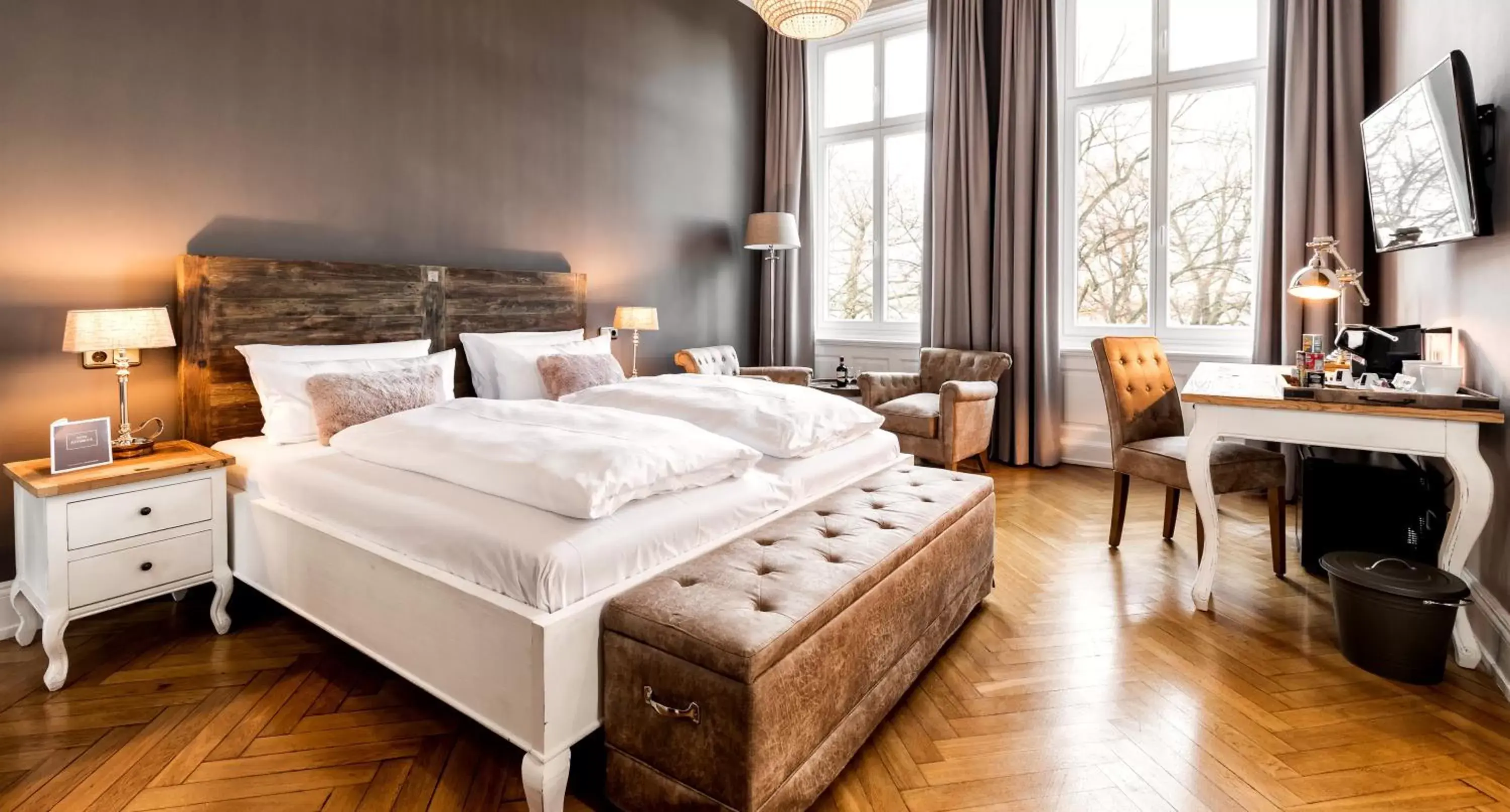 Bed in Hotel Alsterblick