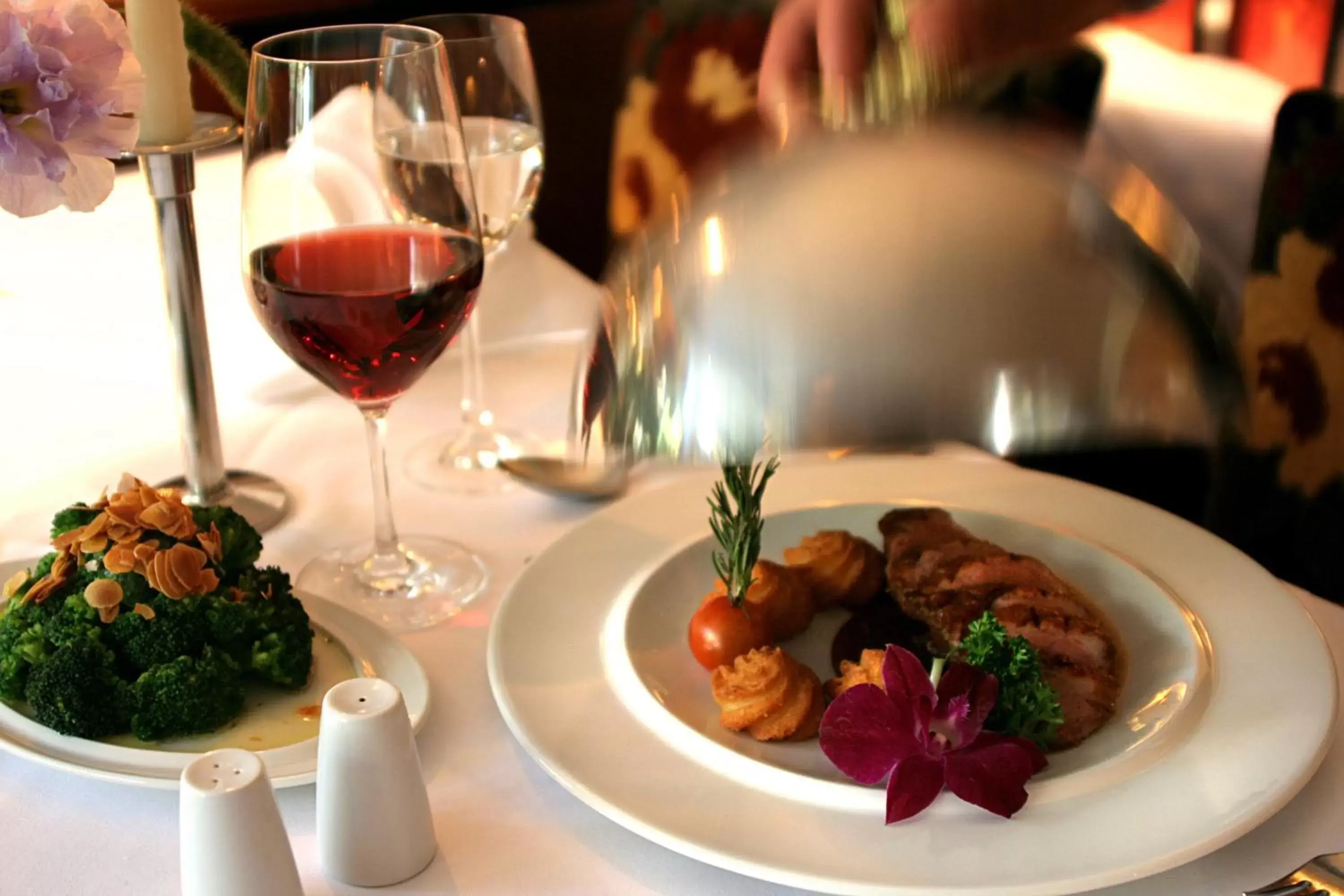 Restaurant/places to eat in Best Western Hotel Schmoeker-Hof