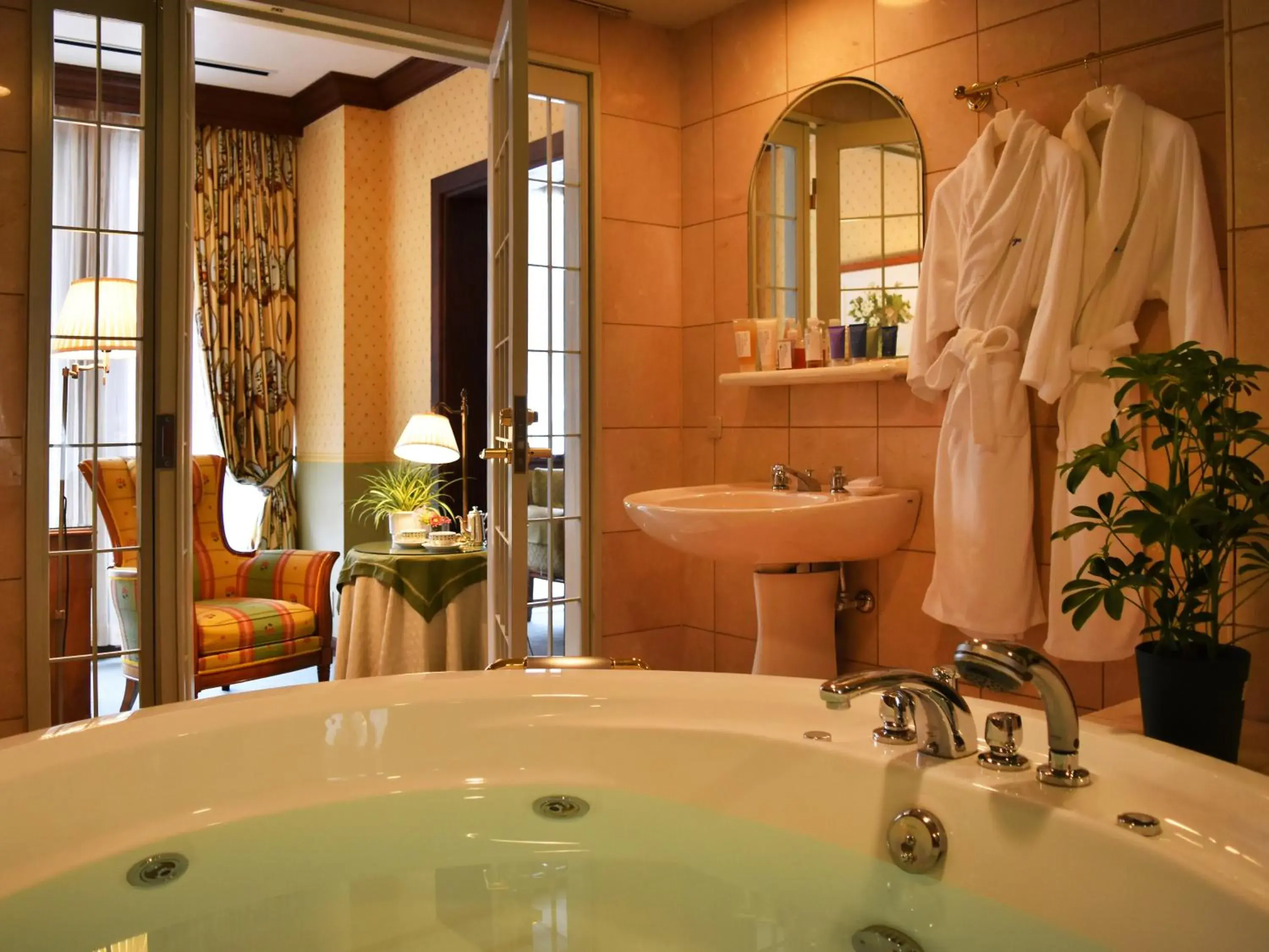 Photo of the whole room, Bathroom in Hakuba Resort Hotel La Neige Higashikan