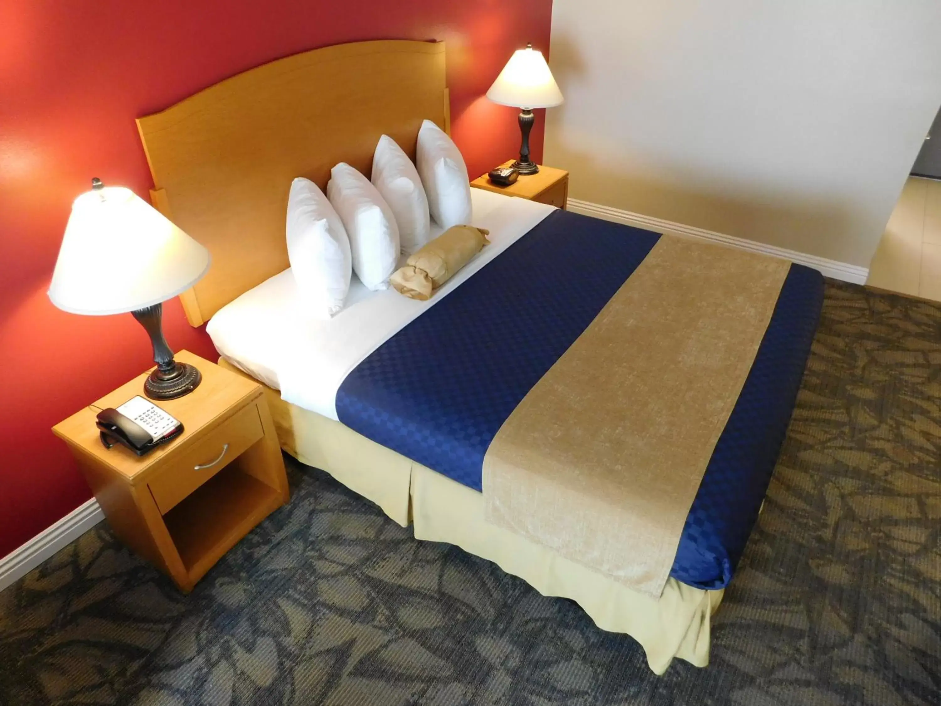 King Room - Disability Access/Non-Smoking in Best Western Plus - Anaheim Orange County Hotel