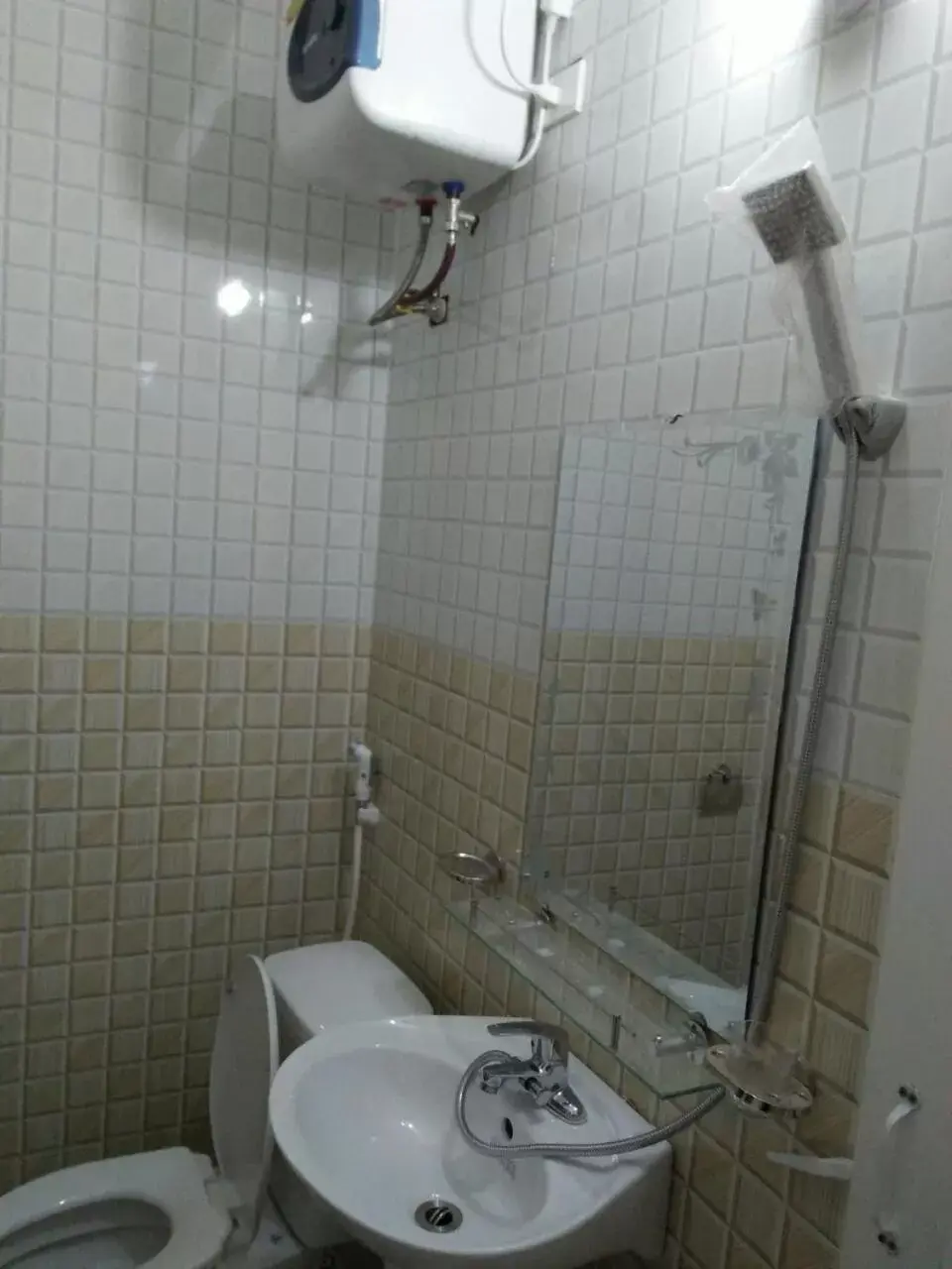 Double or Twin Room with Mountain View in Khách Sạn Hà Phương Double or Twin Room with Mountain View in Khách Sạn Hà Phương