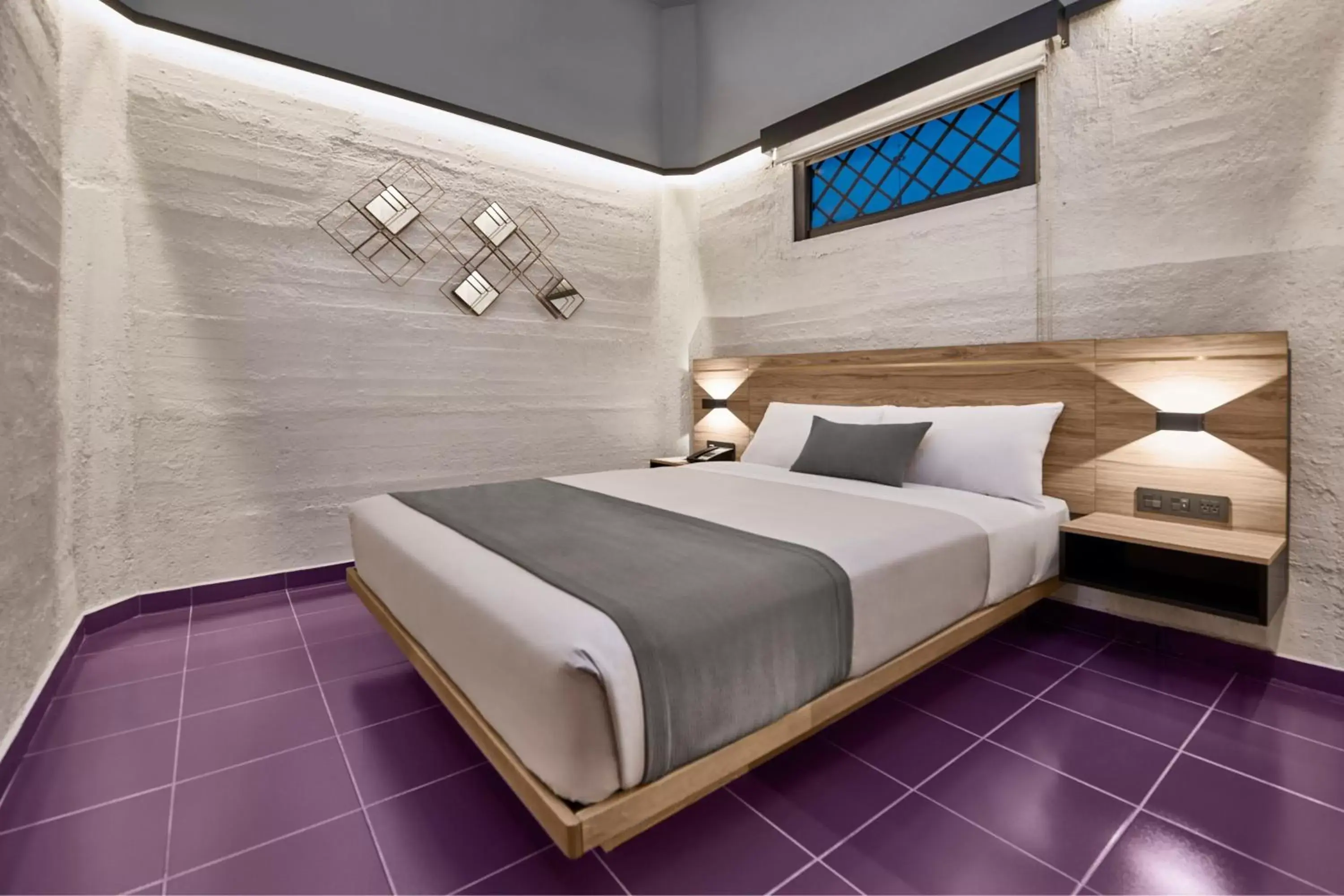 Photo of the whole room, Bed in City Centro by Marriott Ciudad de Mexico