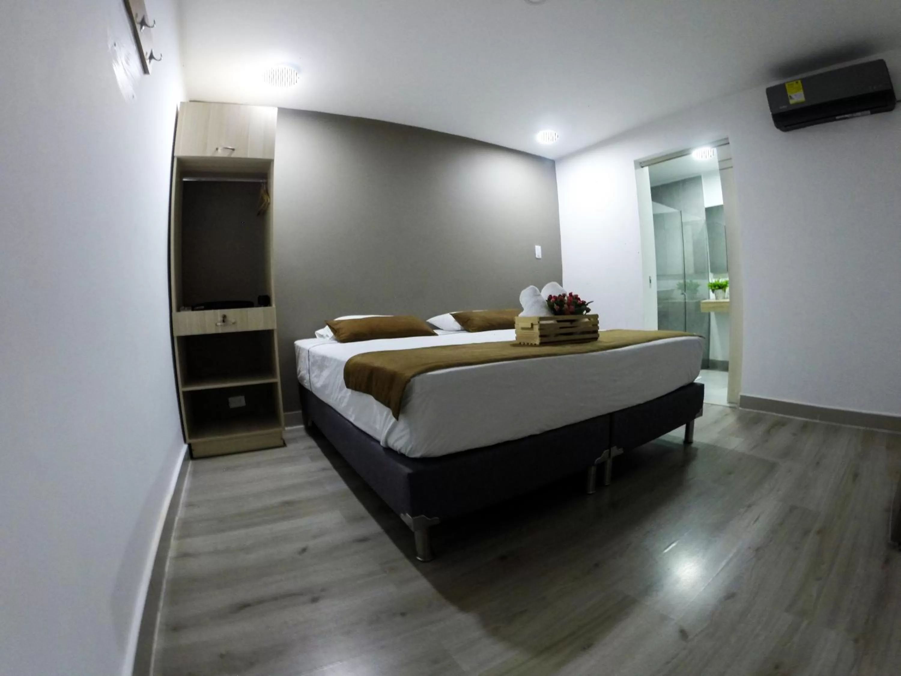 Photo of the whole room, Bed in Hotel Boutique Plaza