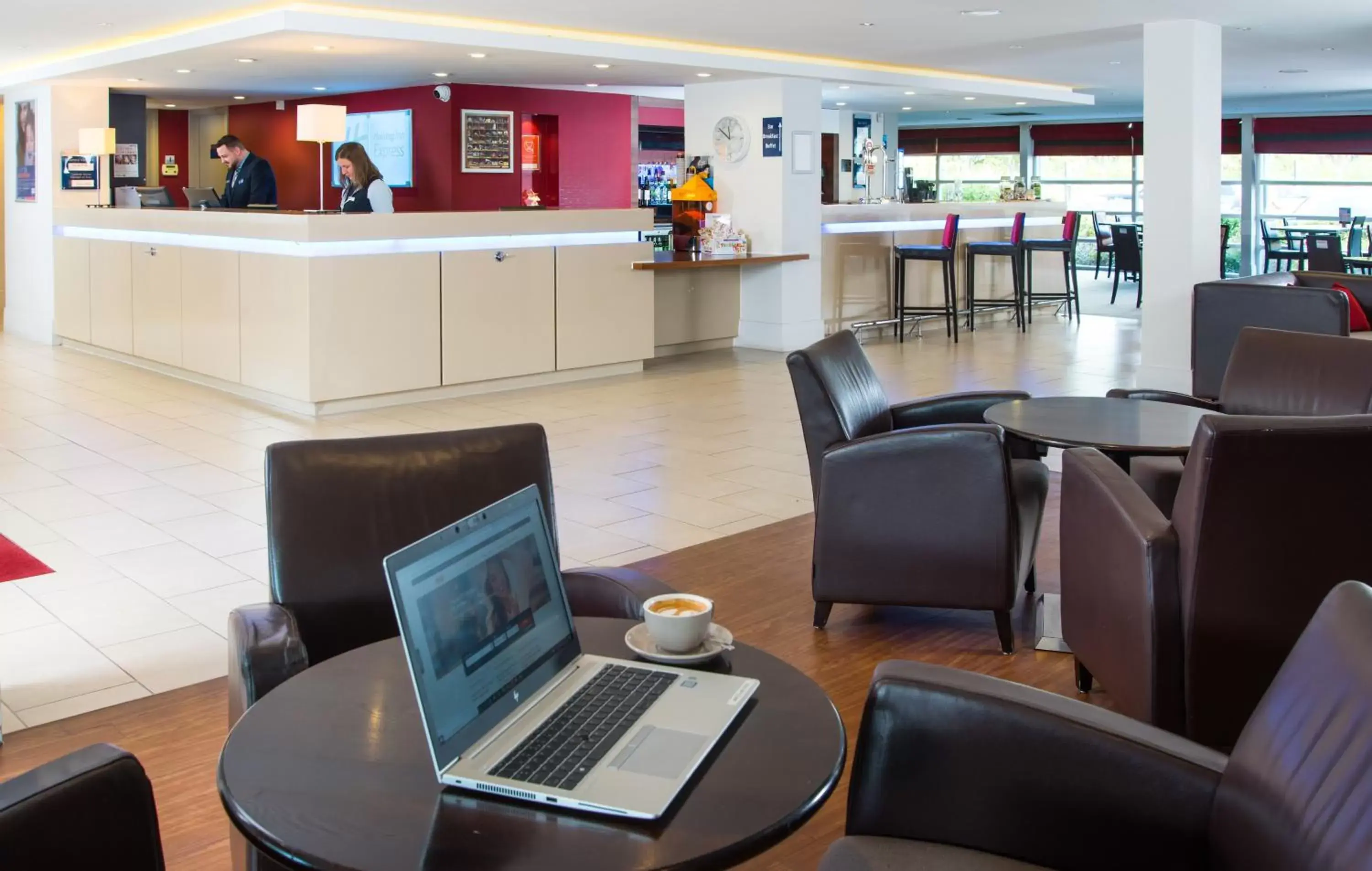 Lobby or reception, Lobby/Reception in Holiday Inn Express Milton Keynes, an IHG Hotel