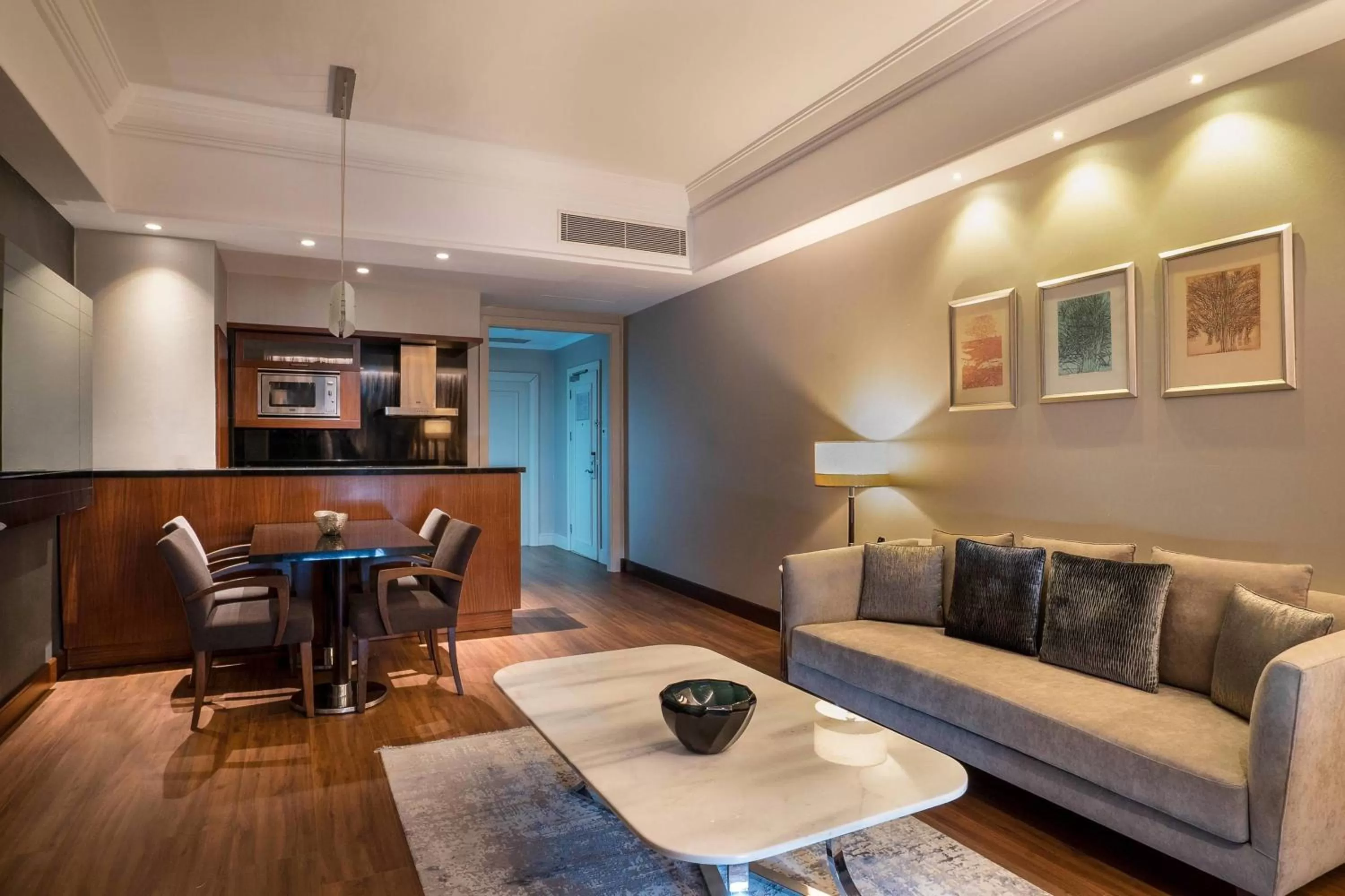 Living room in Istanbul Marriott Hotel Asia