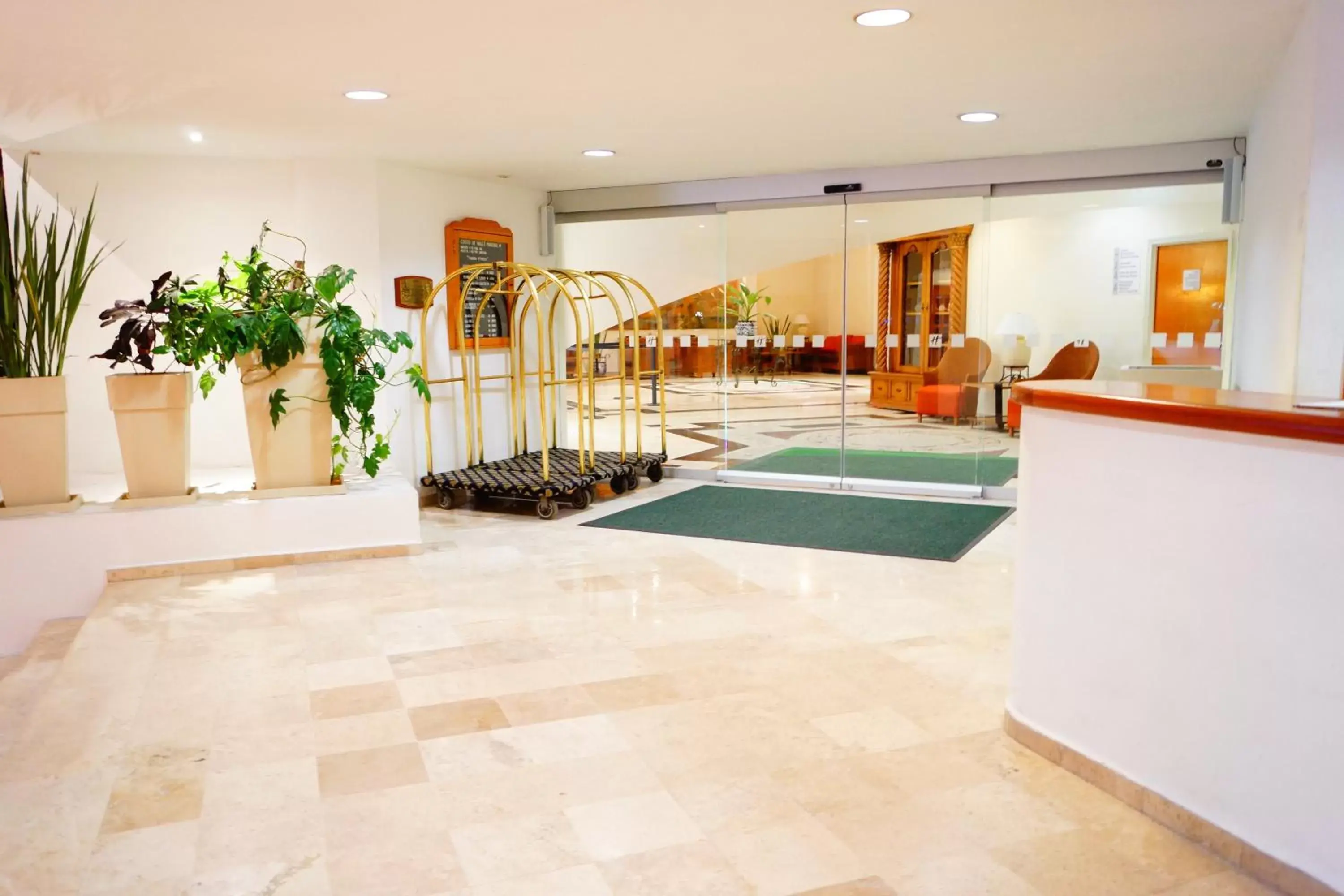 Property building, Lobby/Reception in Holiday Inn Resort Acapulco, an IHG Hotel