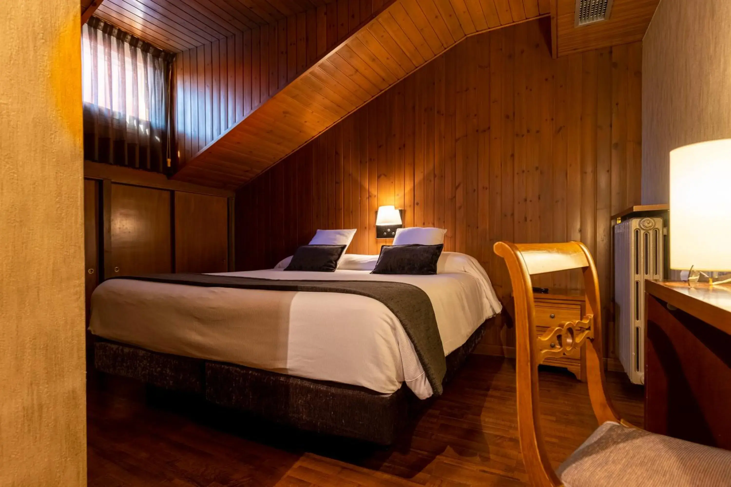 Bedroom, Bed in Hotel del Prado