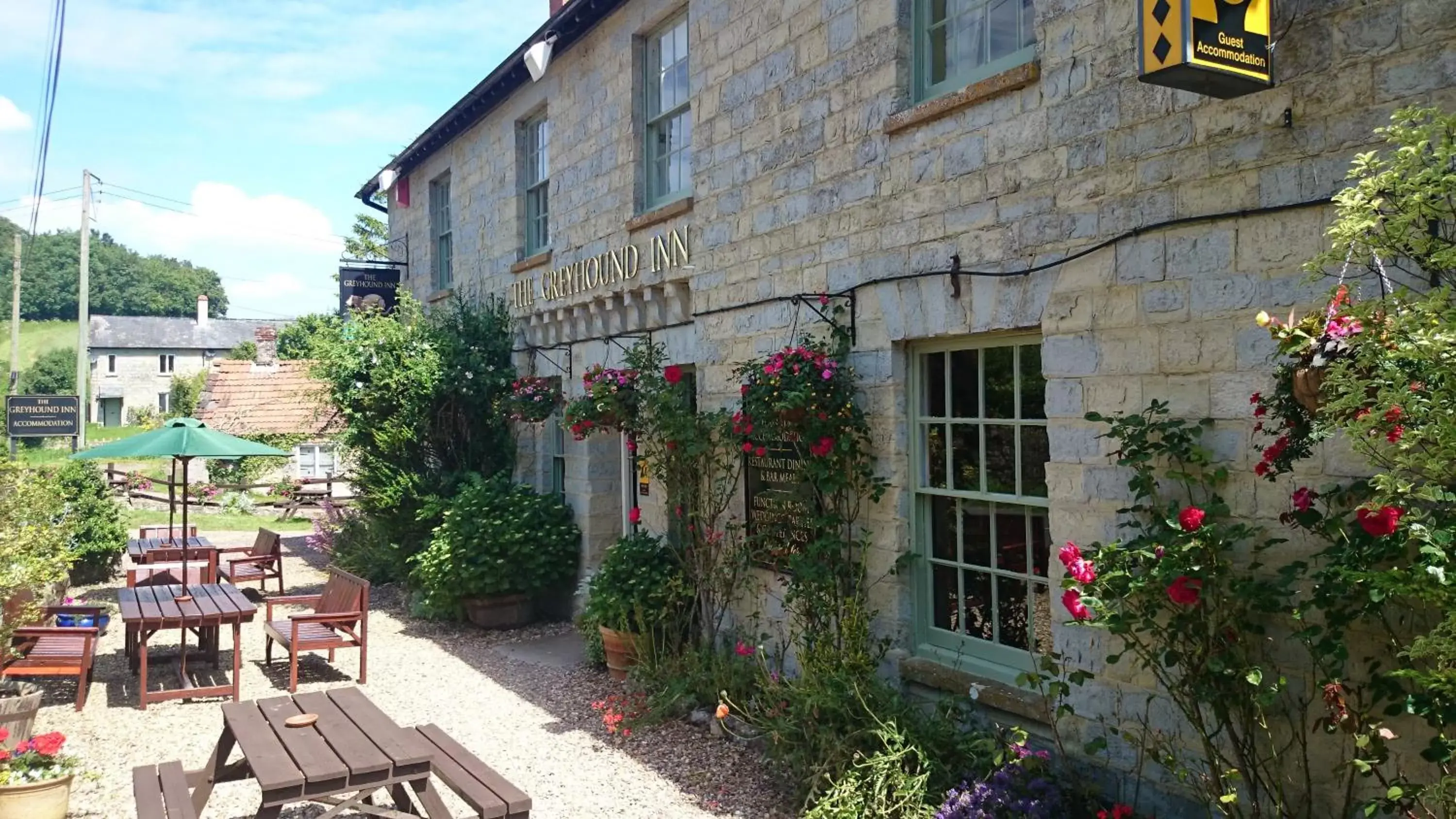 Facade/entrance, Property Building in The Greyhound Inn