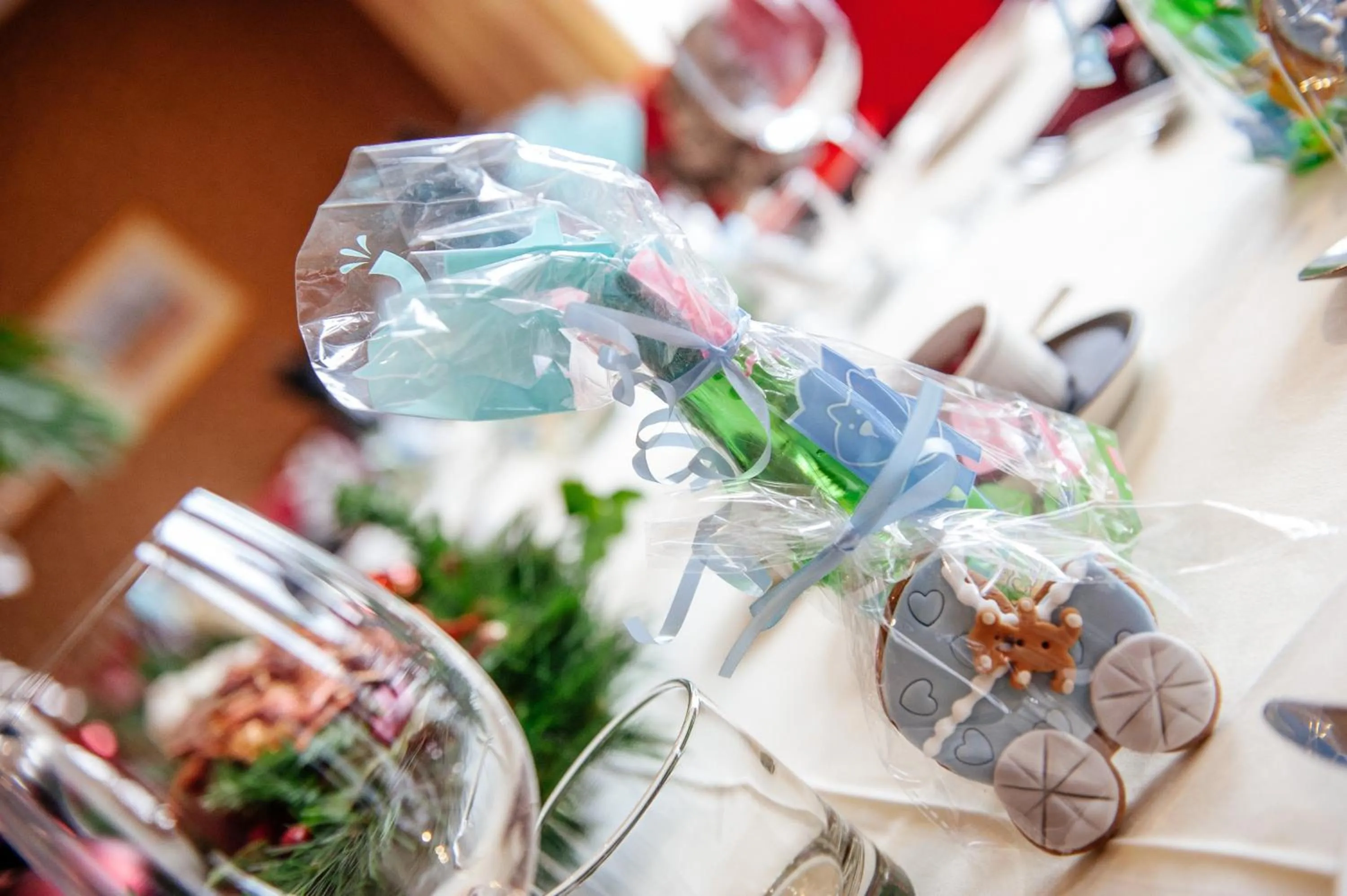 Food and drinks in Number One South Beach