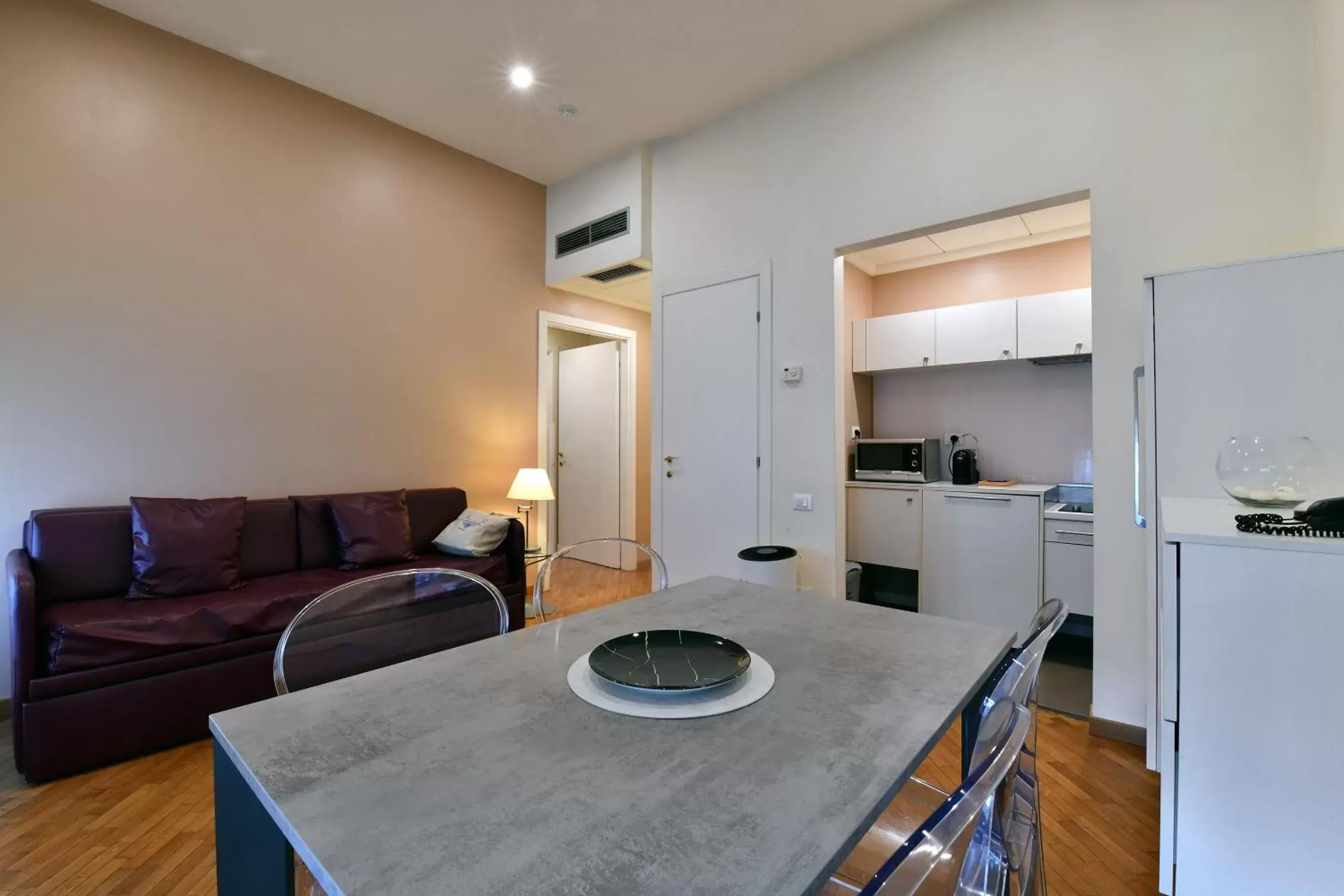 Living room, Dining Area in Hotel Residence Esplanade