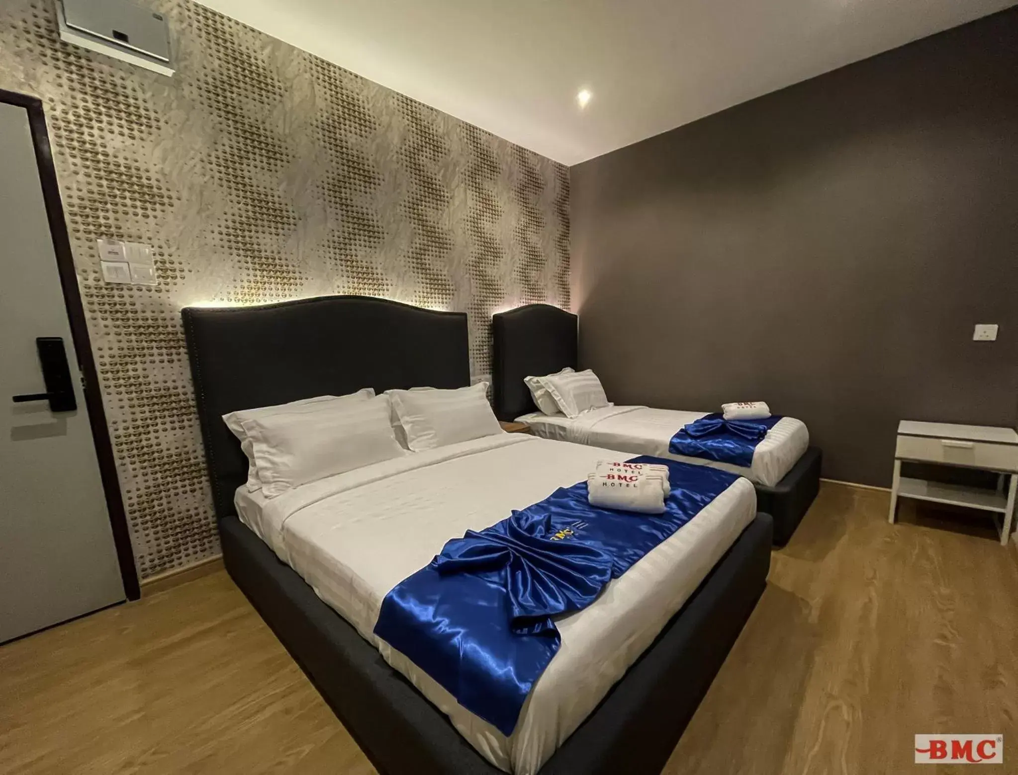 Bed in BMC Hotel