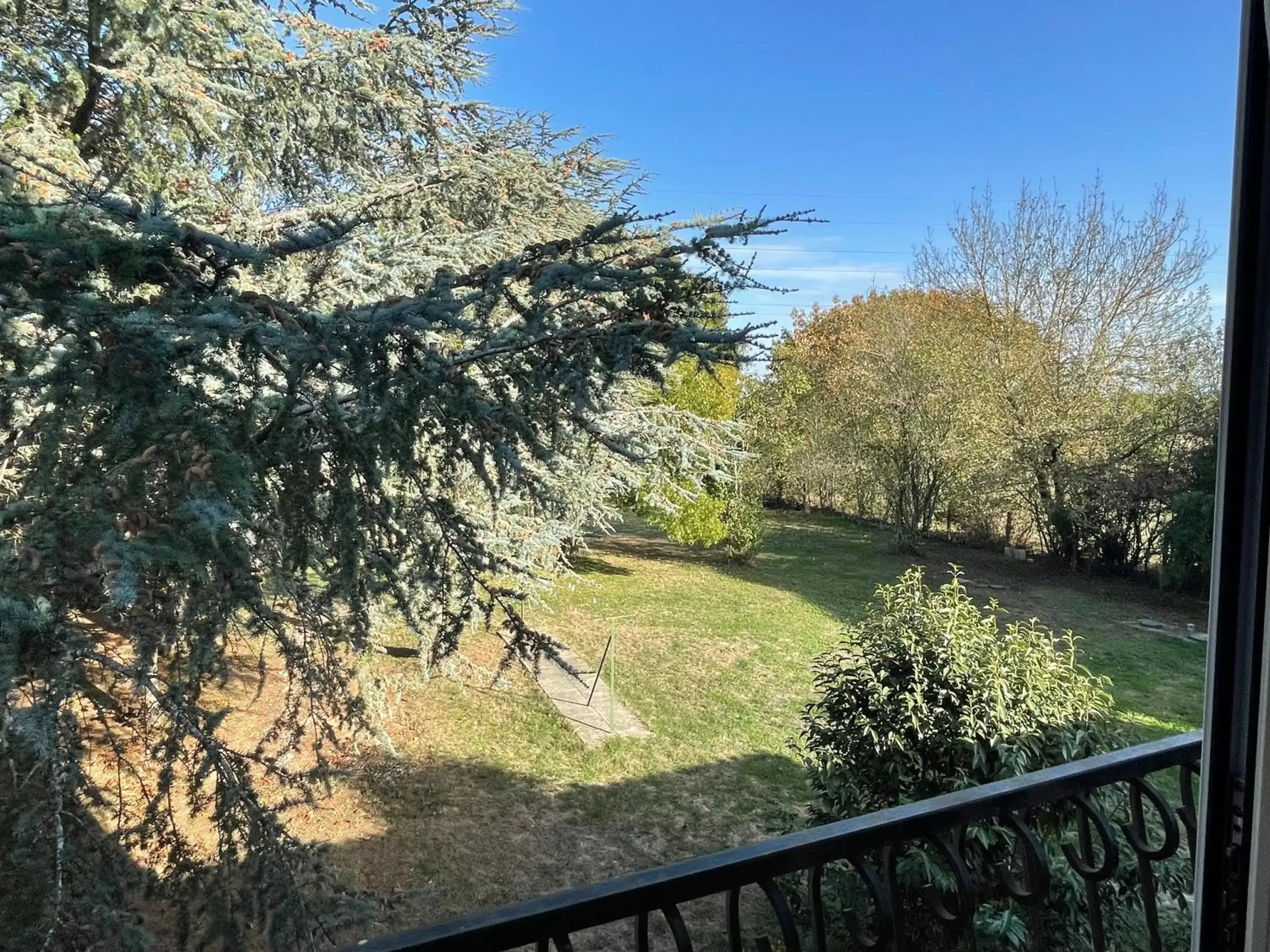 Garden view in Les Hauts de Beillard