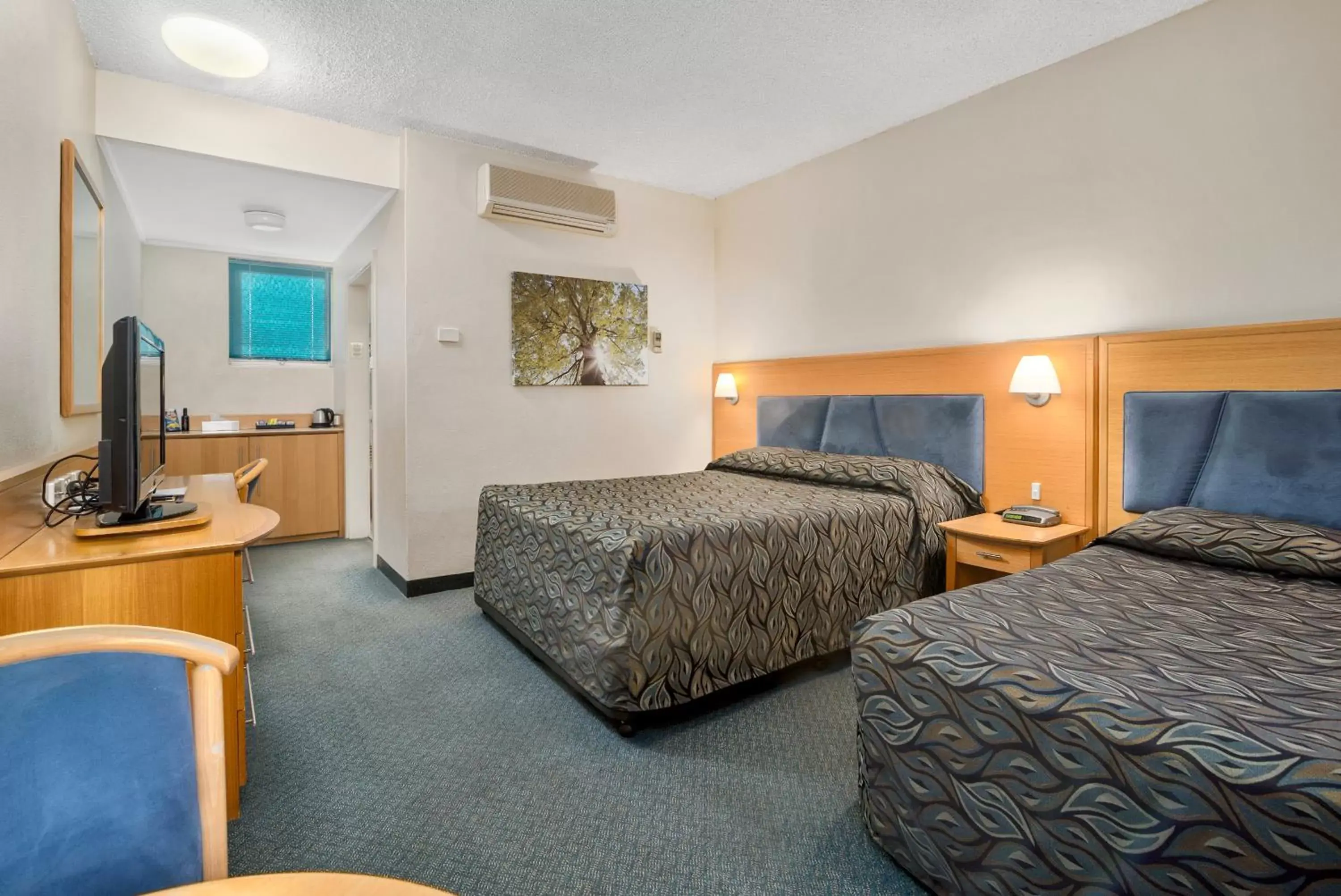 Double or Twin Room in Park Motor Inn