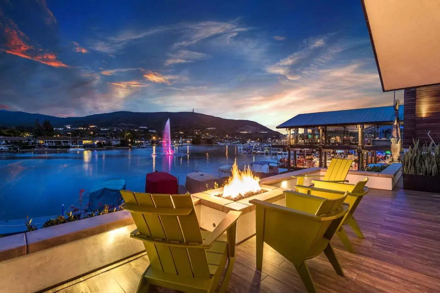 Patio in Lakehouse Hotel and Resort