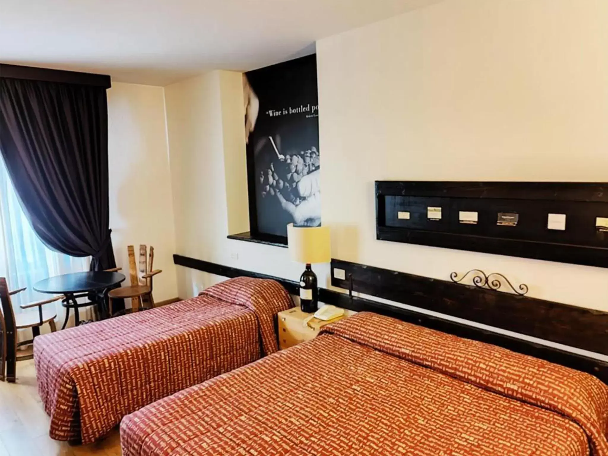 View (from property/room), Bed in Hotel Giò Wine e Jazz Area View (from property/room), Bed in Hotel Giò Wine e Jazz Area