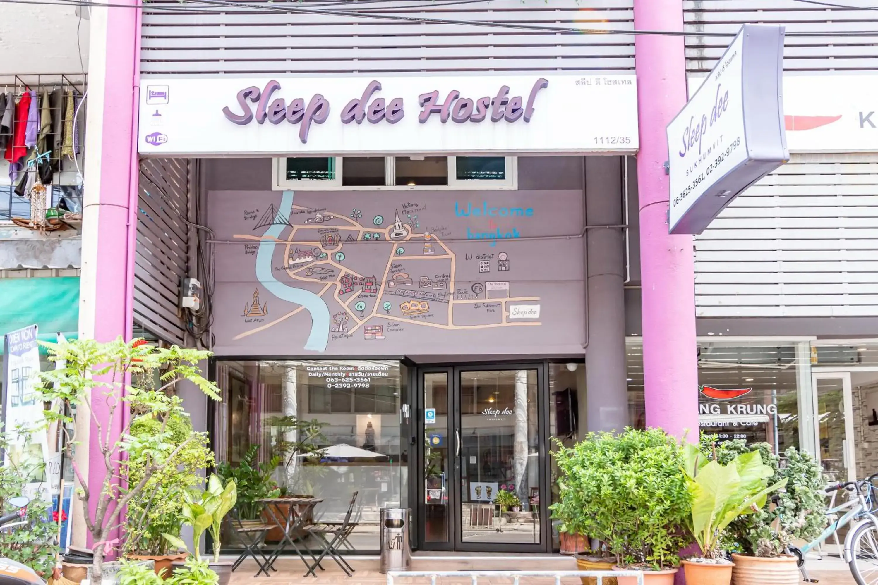Property building in Sleep Dee Hostel Property building in Sleep Dee Hostel