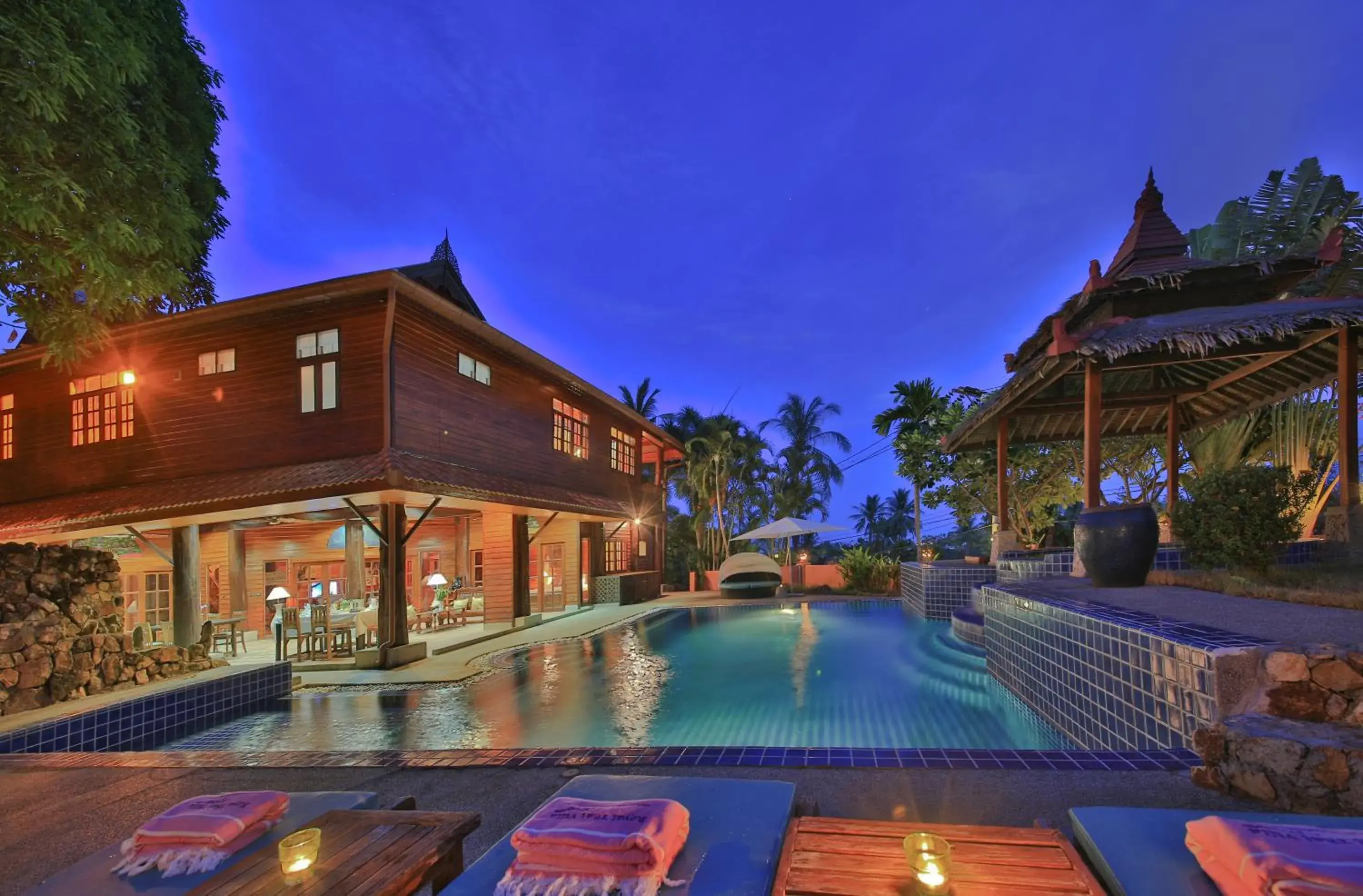 Swimming pool, Property Building in Paradise Island Estate